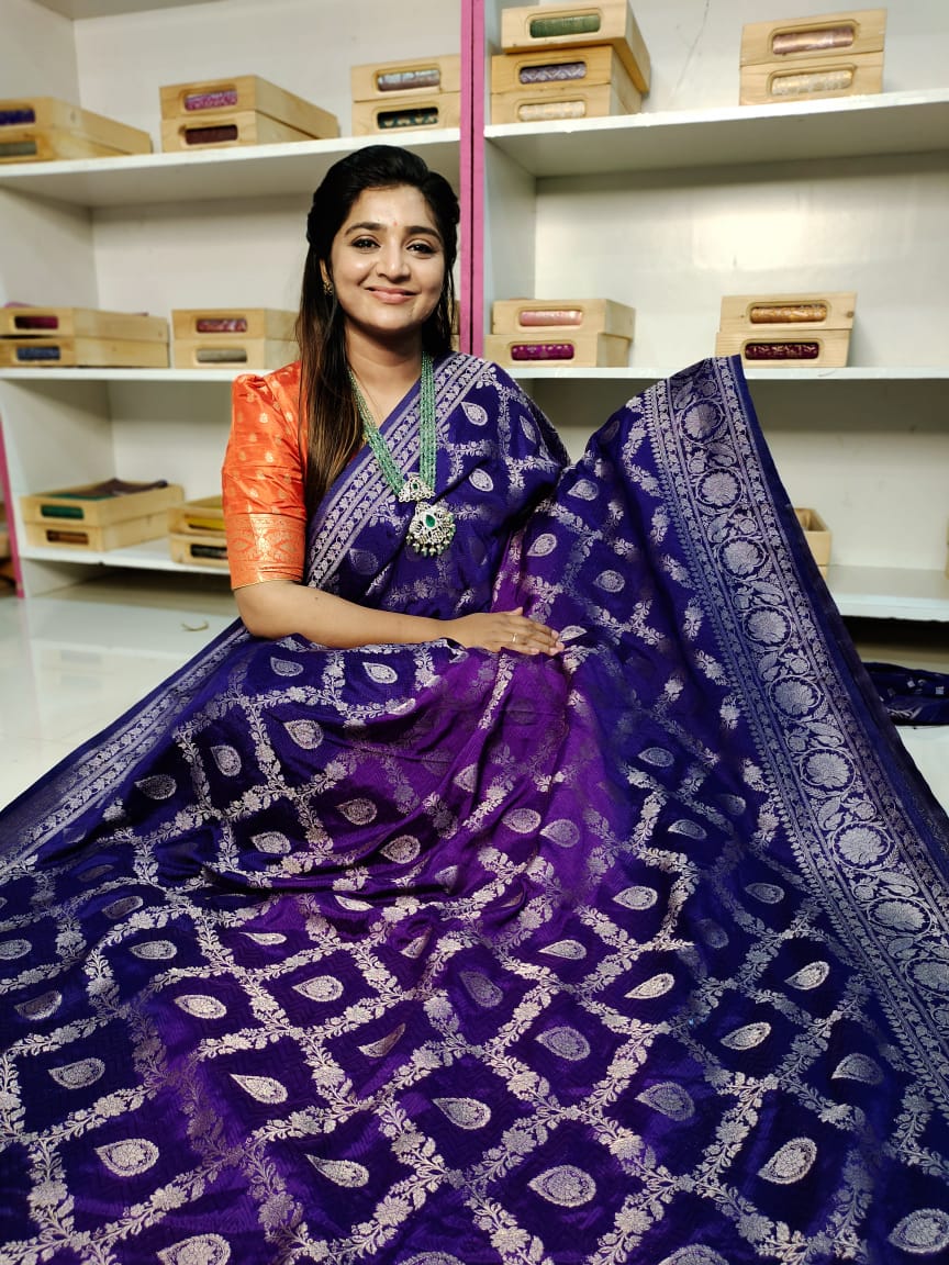BS2500 (BS2500) అనేది स्तु