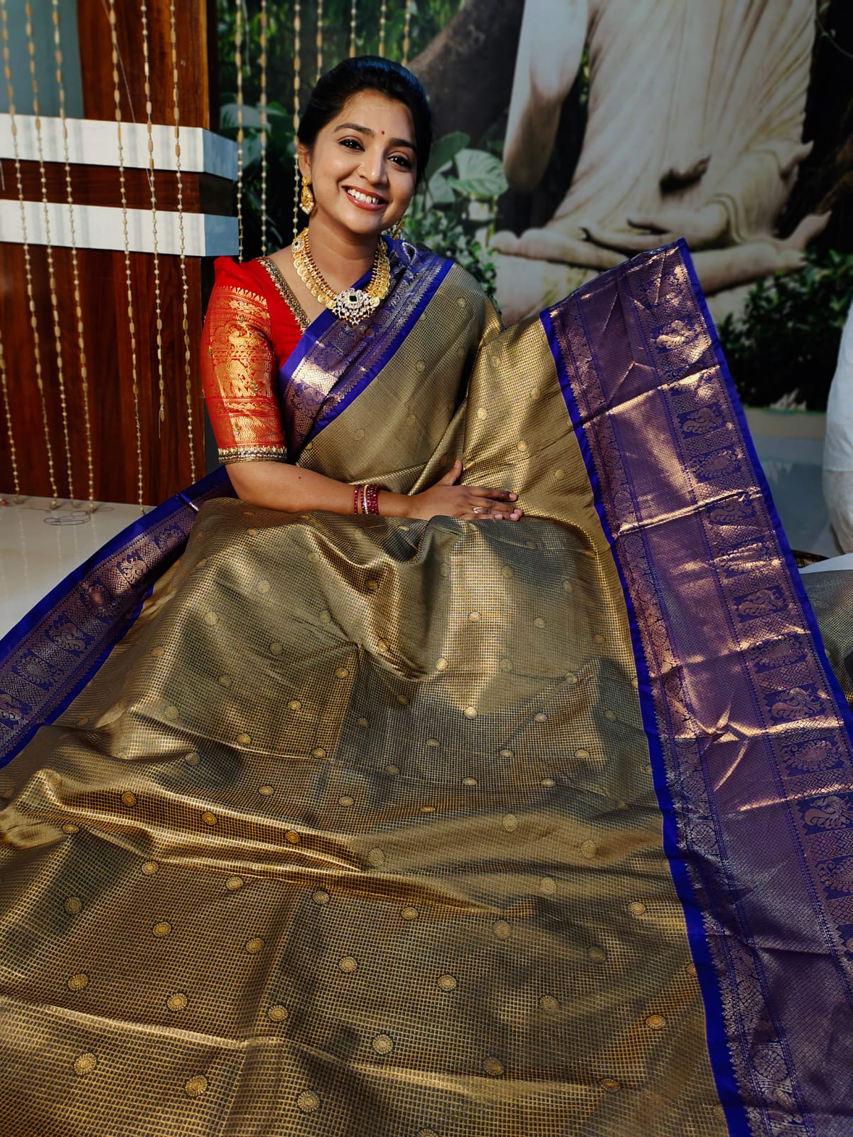 Valli gadwal 1day sale