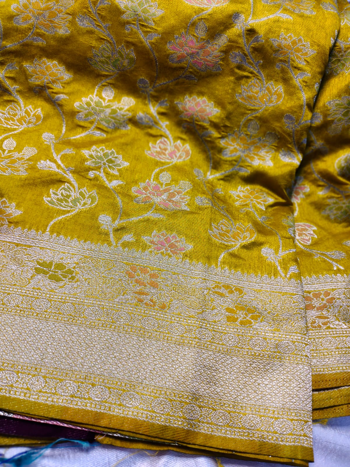 Sravanam sale