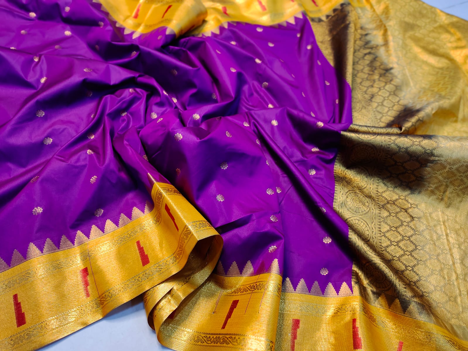 Sravanam gadwal sale