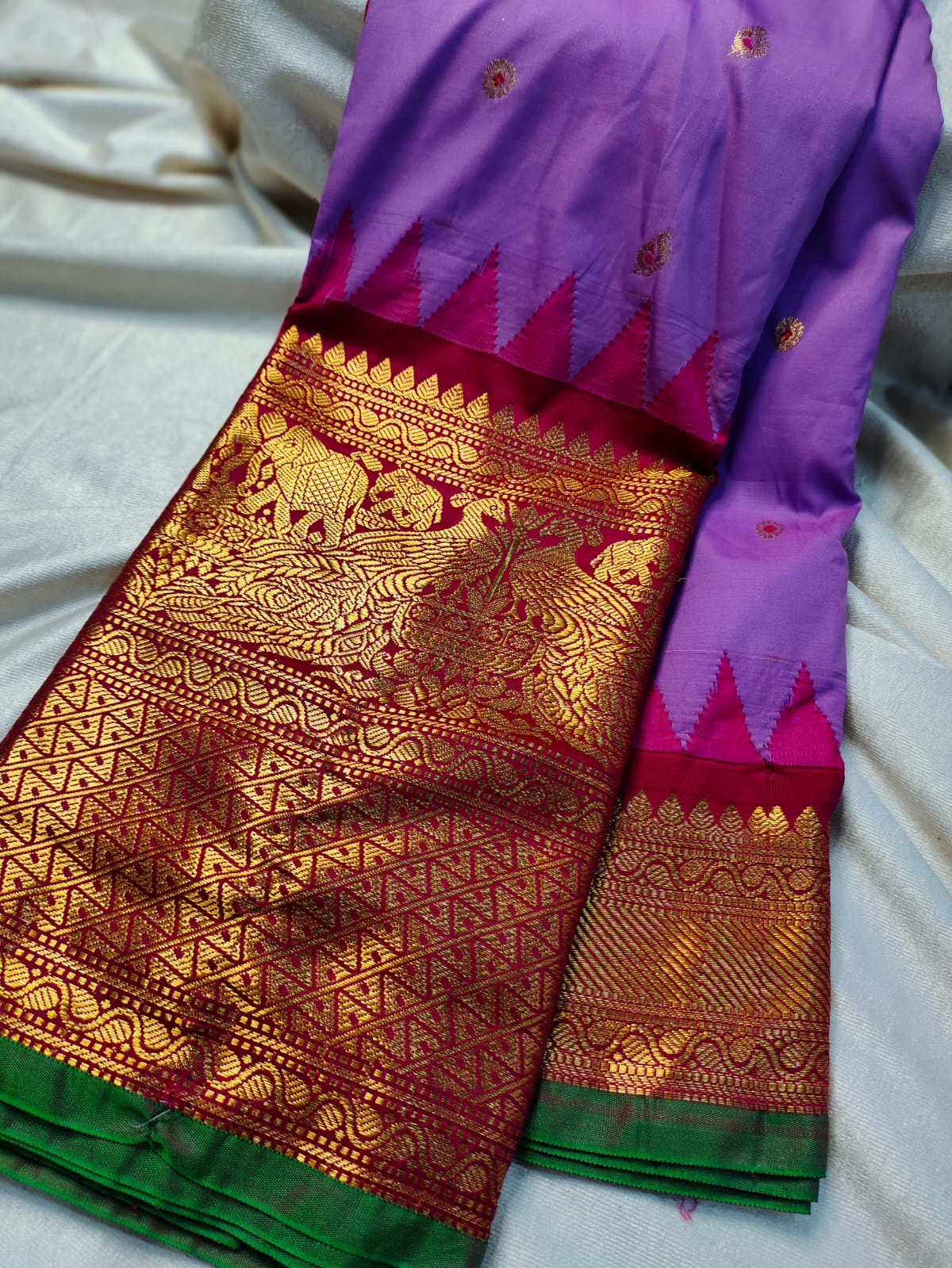 60% offer gadwal sarees
