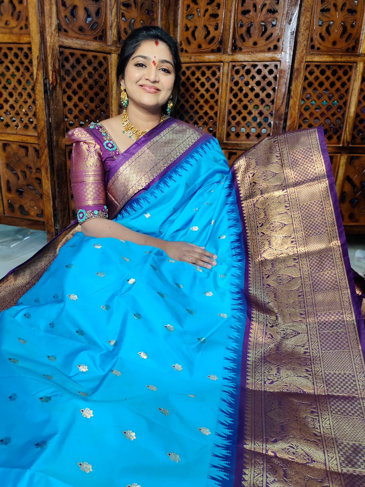 60% offer gadwal silk sarees