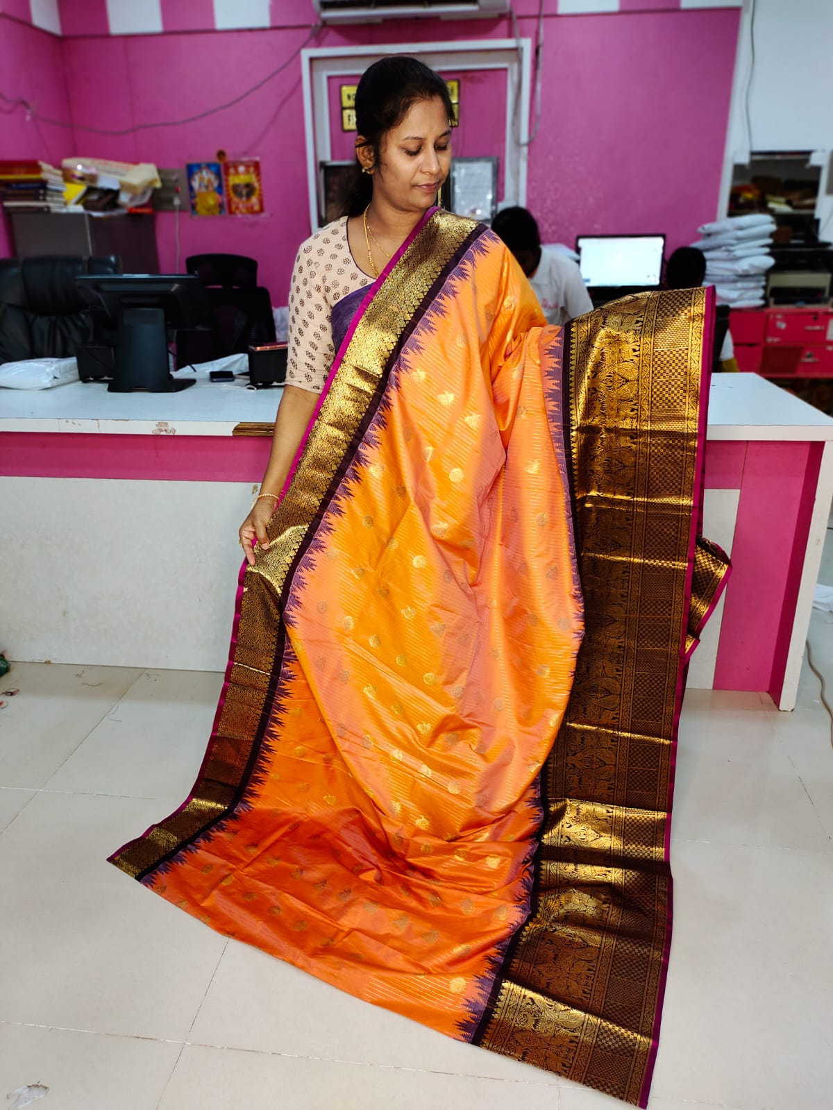 60% offer gadwal saree