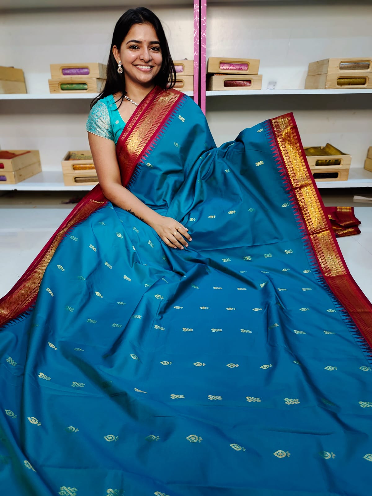 65% offer gadwal sarees