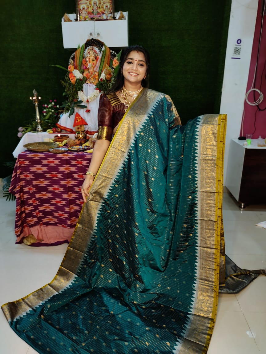 Vitange gadwal silk