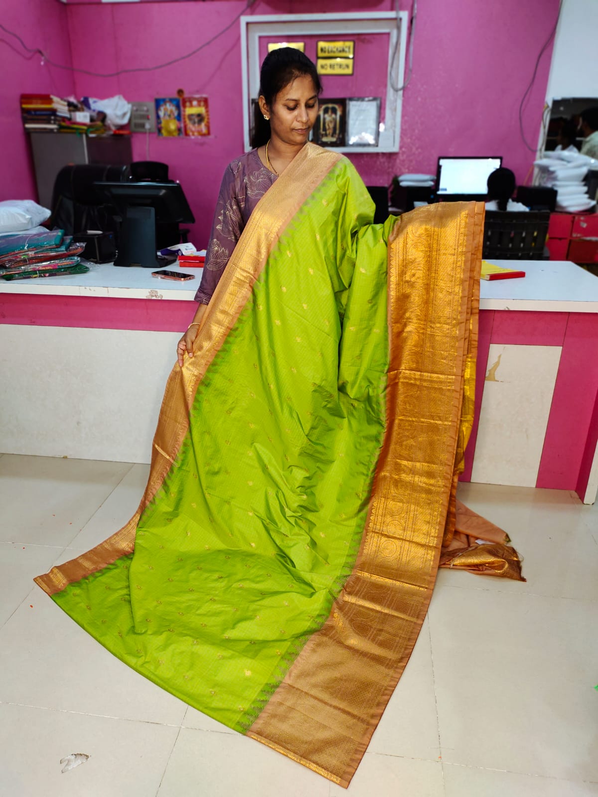 50% offer gadwal sale