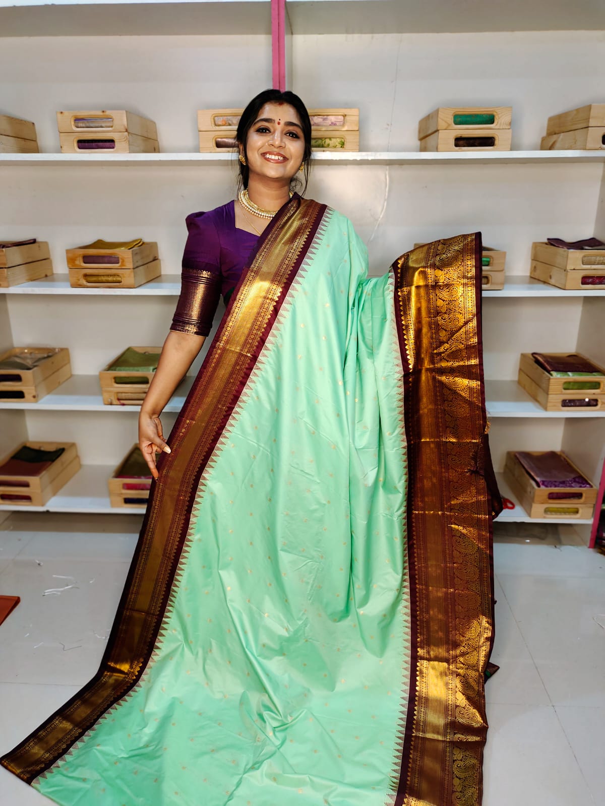 శ్రావణమాసం సేల్ గద్వాల్ సిల్క్