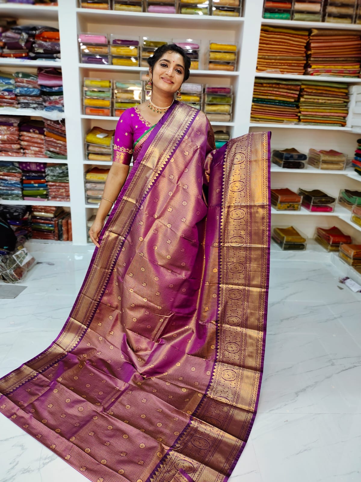 50% offer Valli gadwal