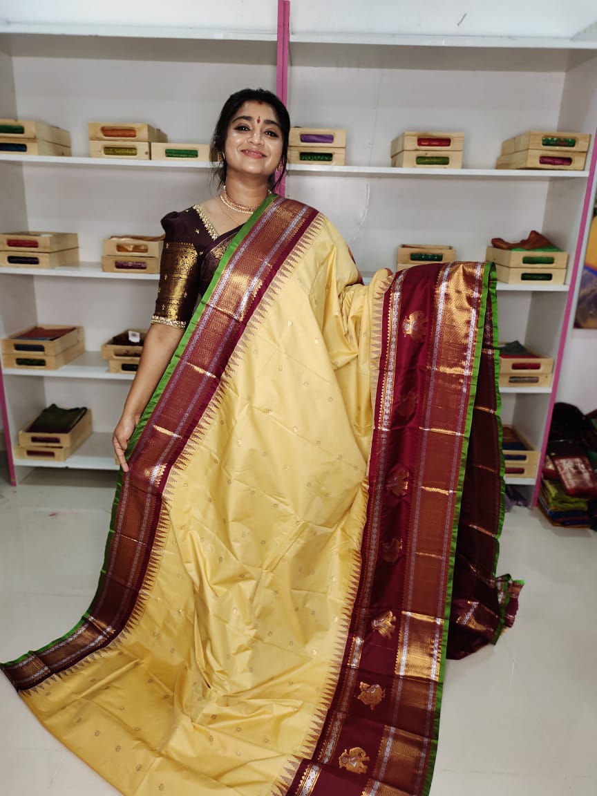 Ashadam sale gadwal silk saree