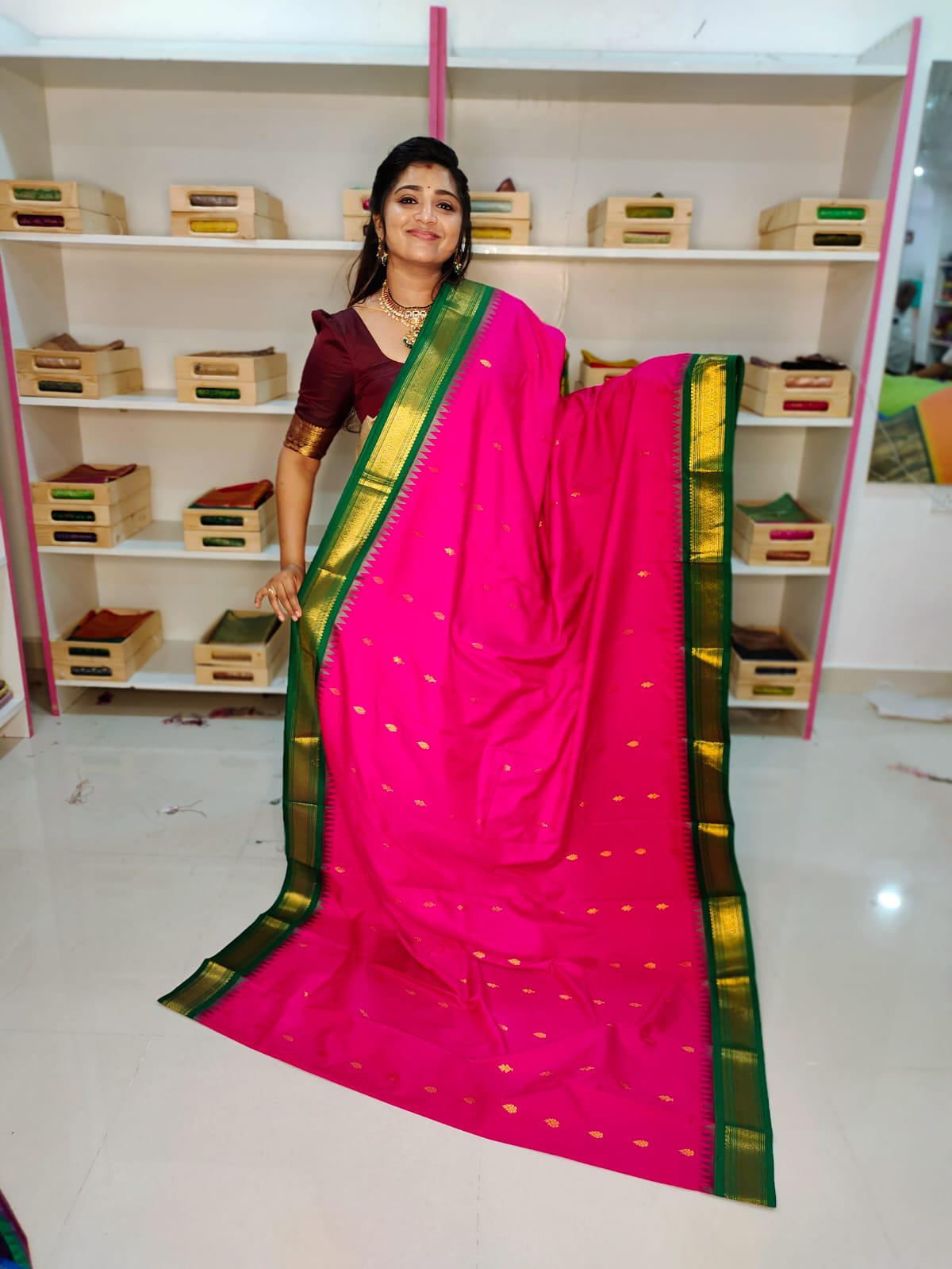 Clearnce sale gadwal