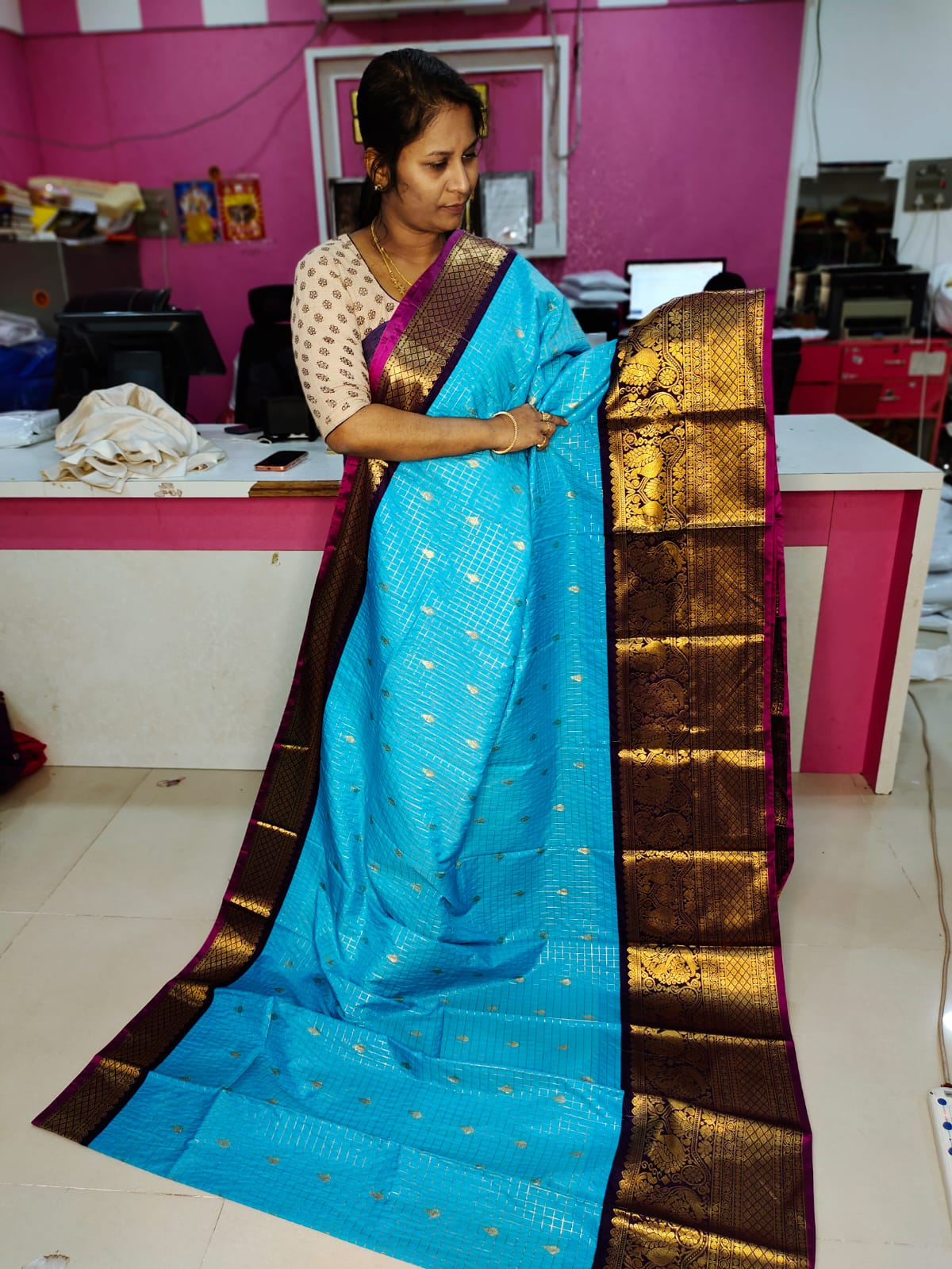 60% offer gadwal saree