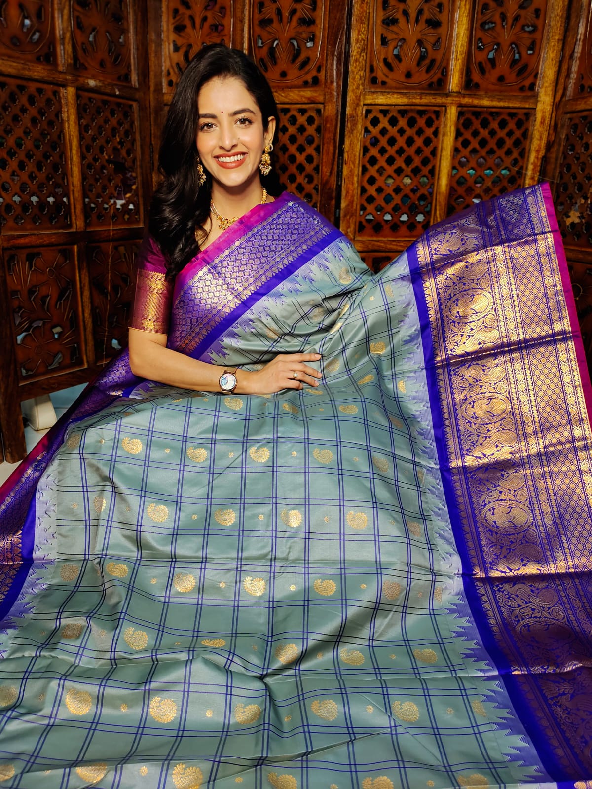 60% offer gadwal silk sarees