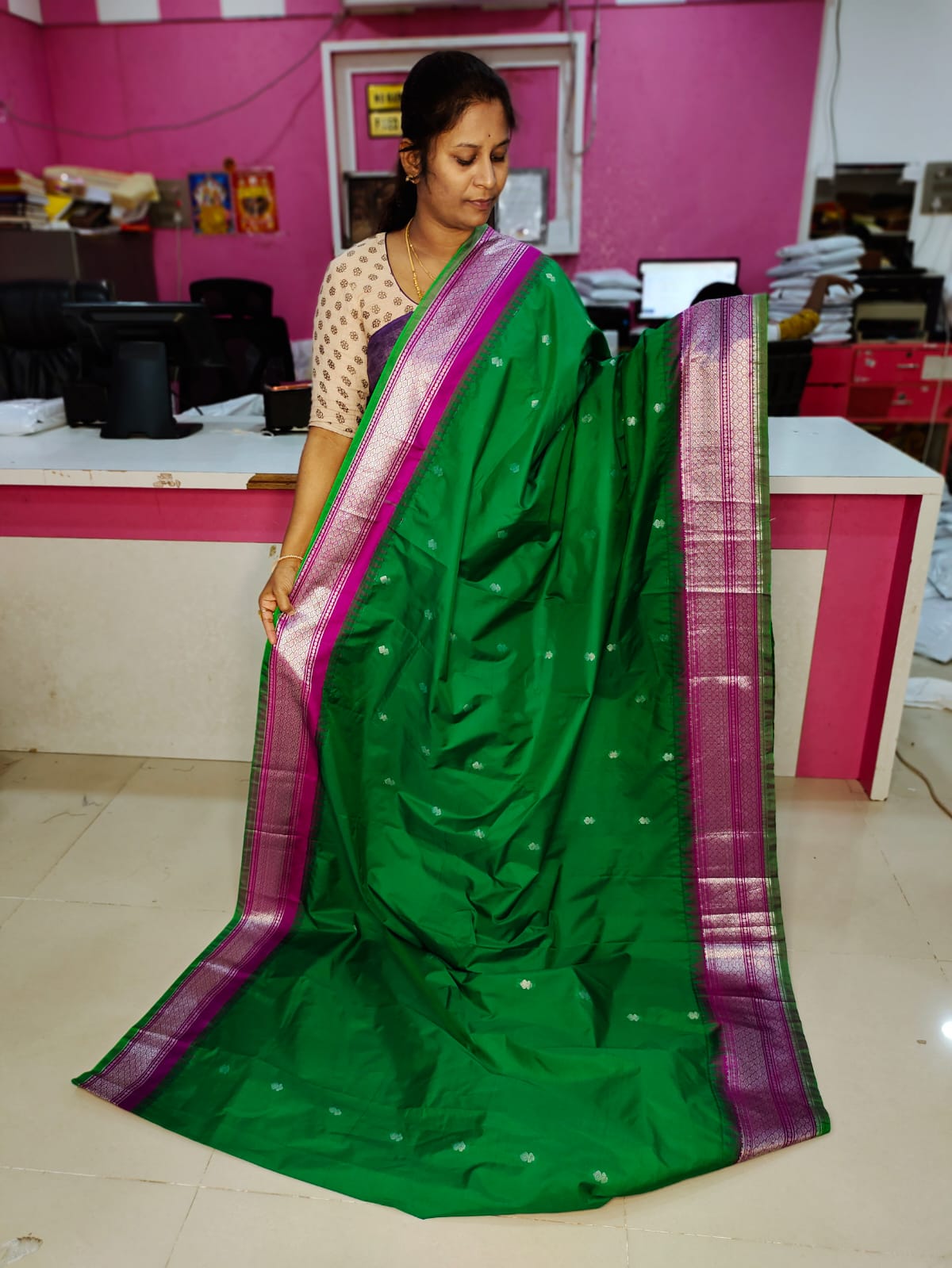 60% offer gadwal sale