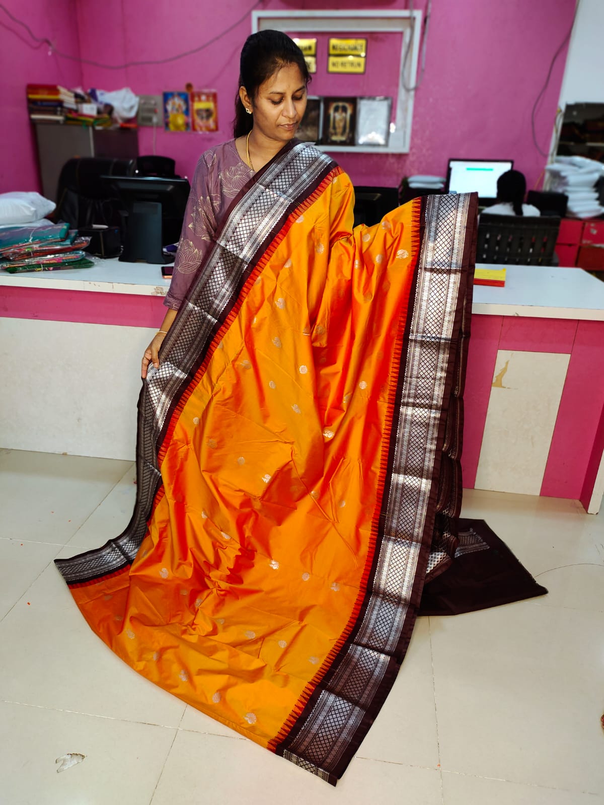 50% offer gadwal sale