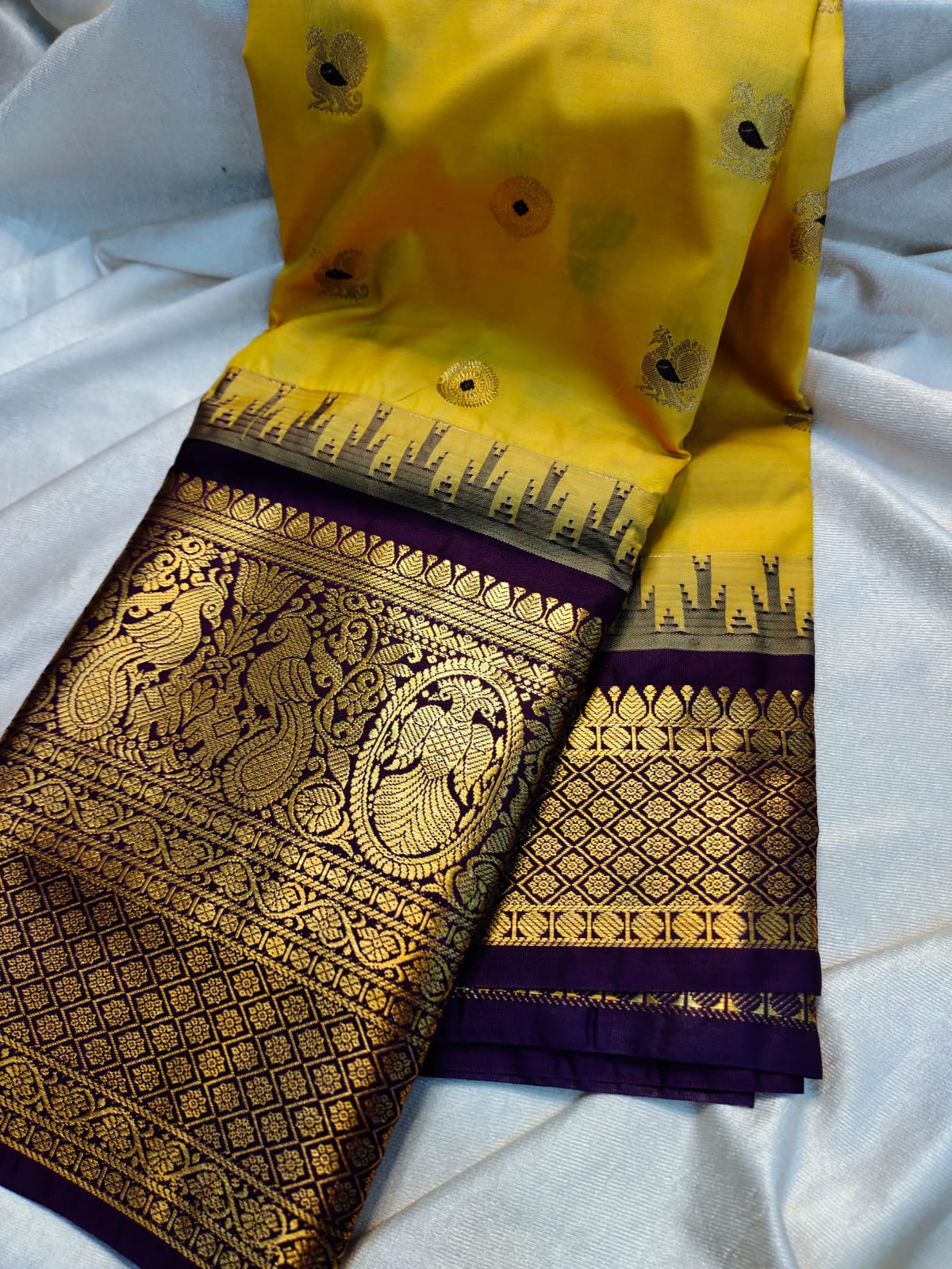 Vintage valli gadwal