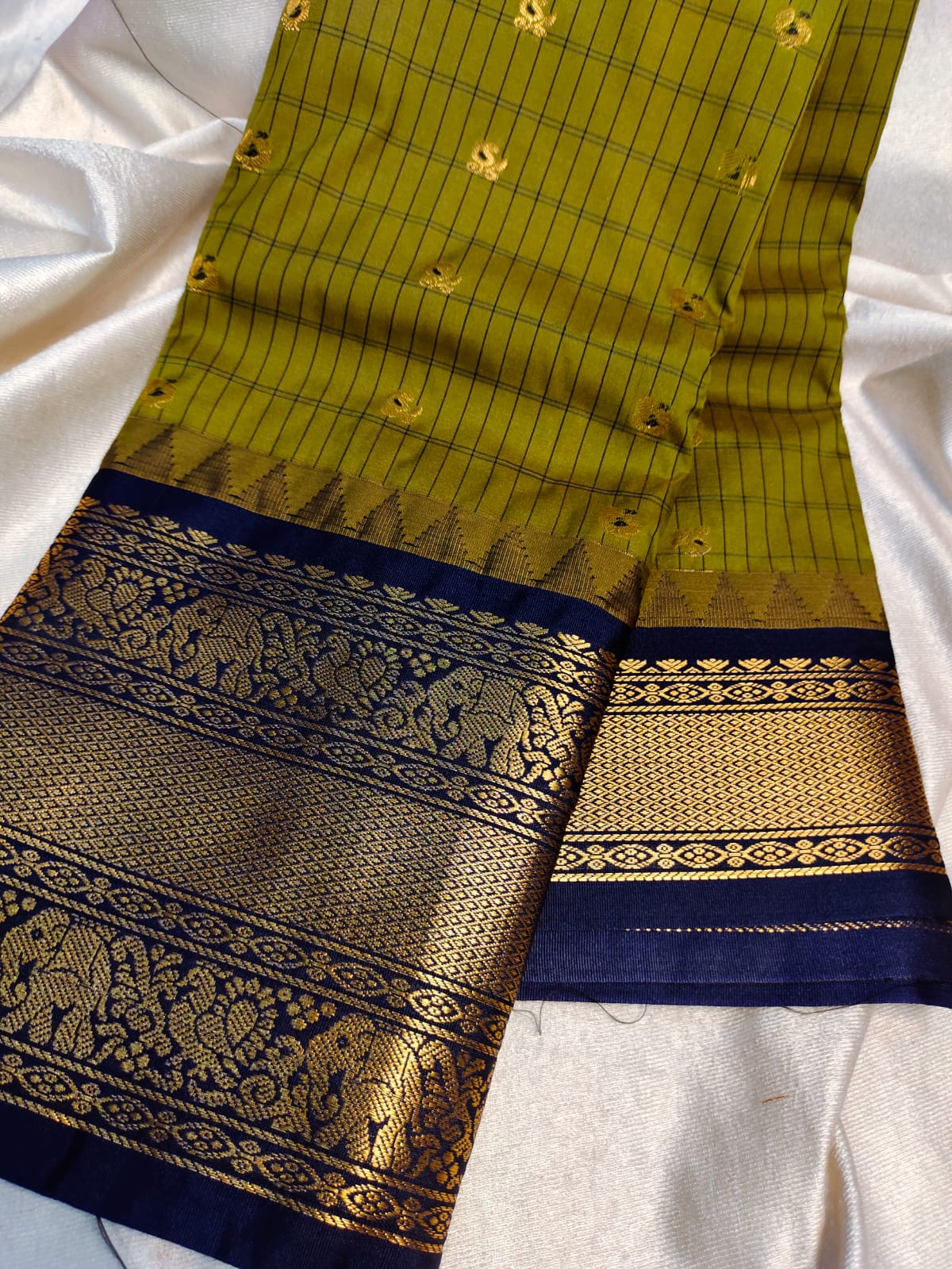 Sravanam gadwal sale