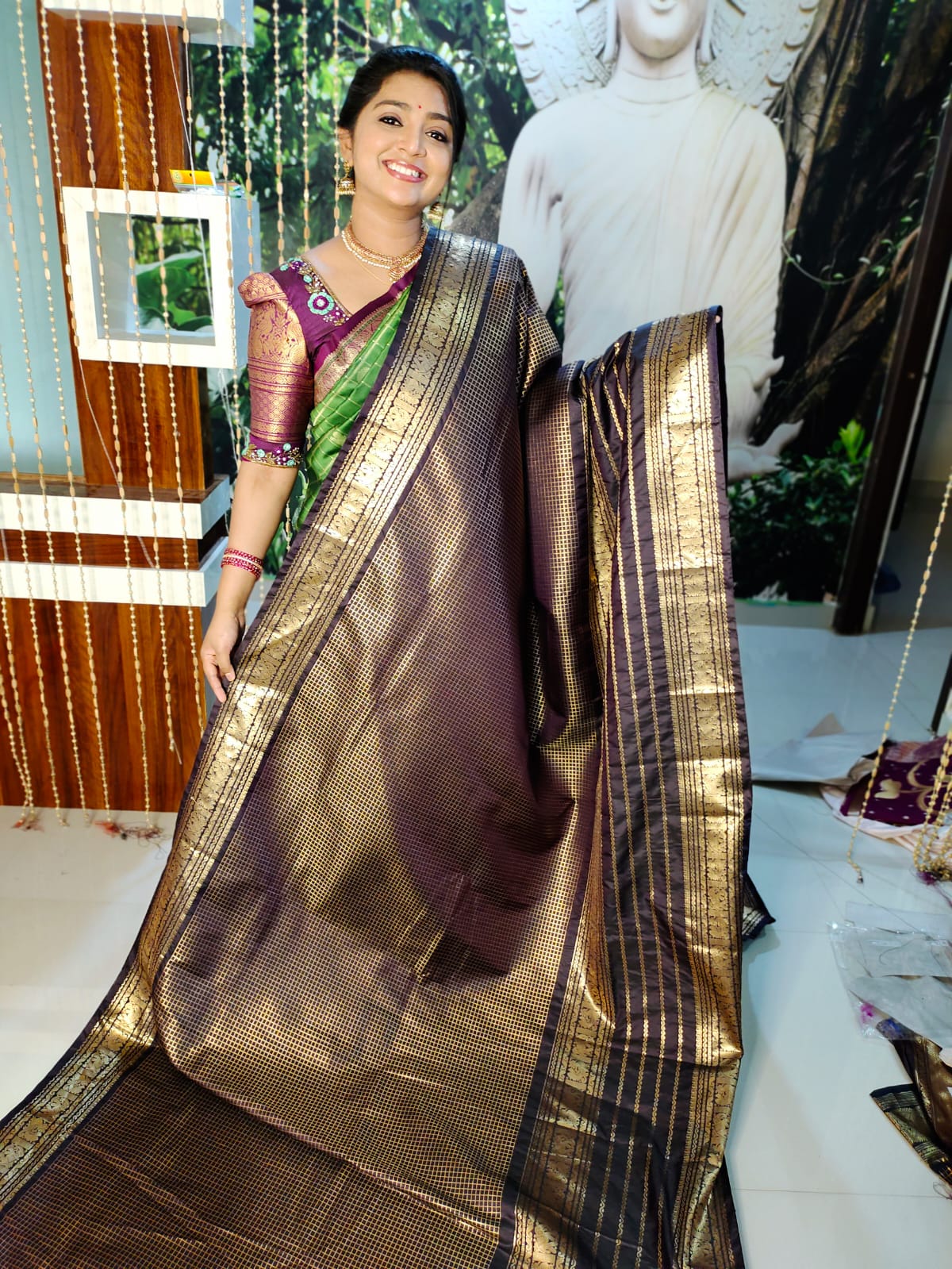 50% offer Valli gadwal