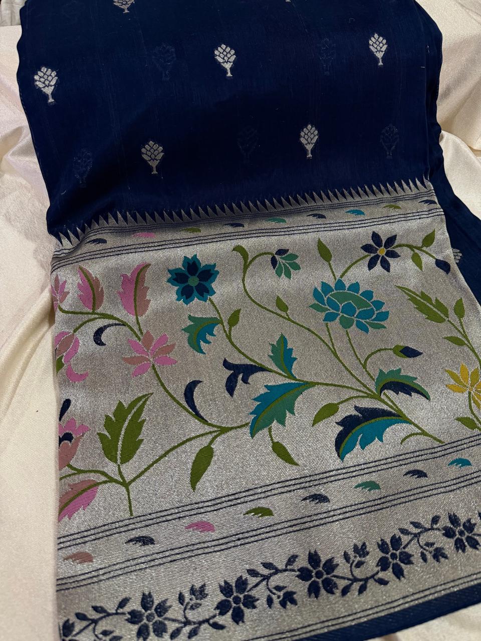 Paithani zute silk saree
