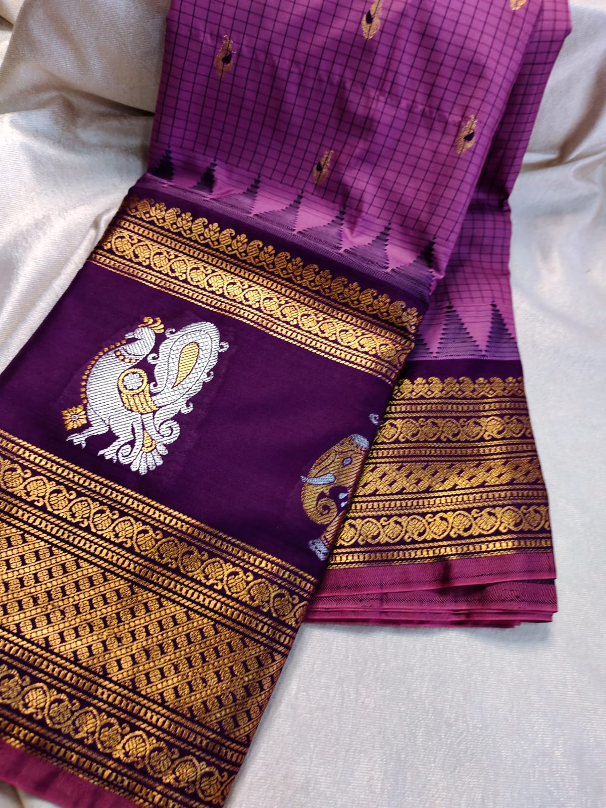 Vintage valli gadwal