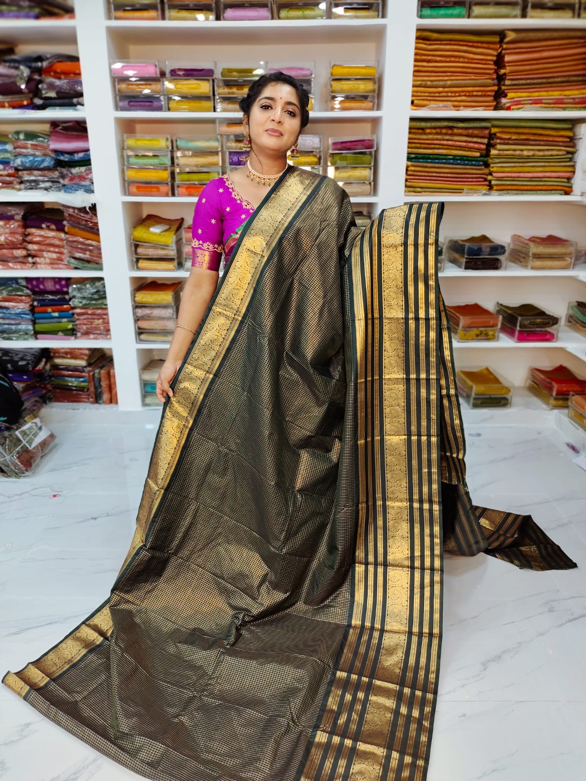 50% offer Valli gadwal