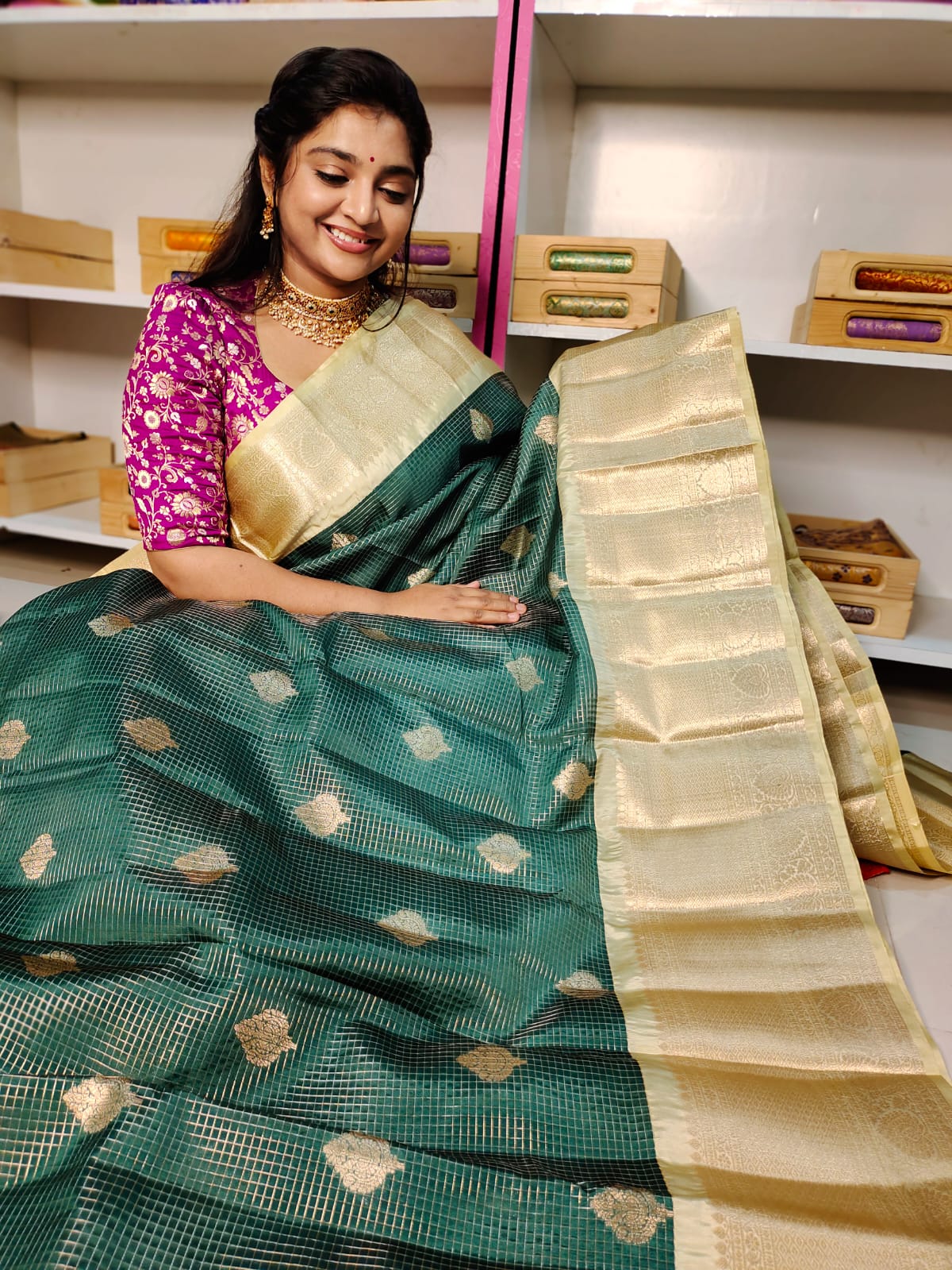 BS2200 గురించి
