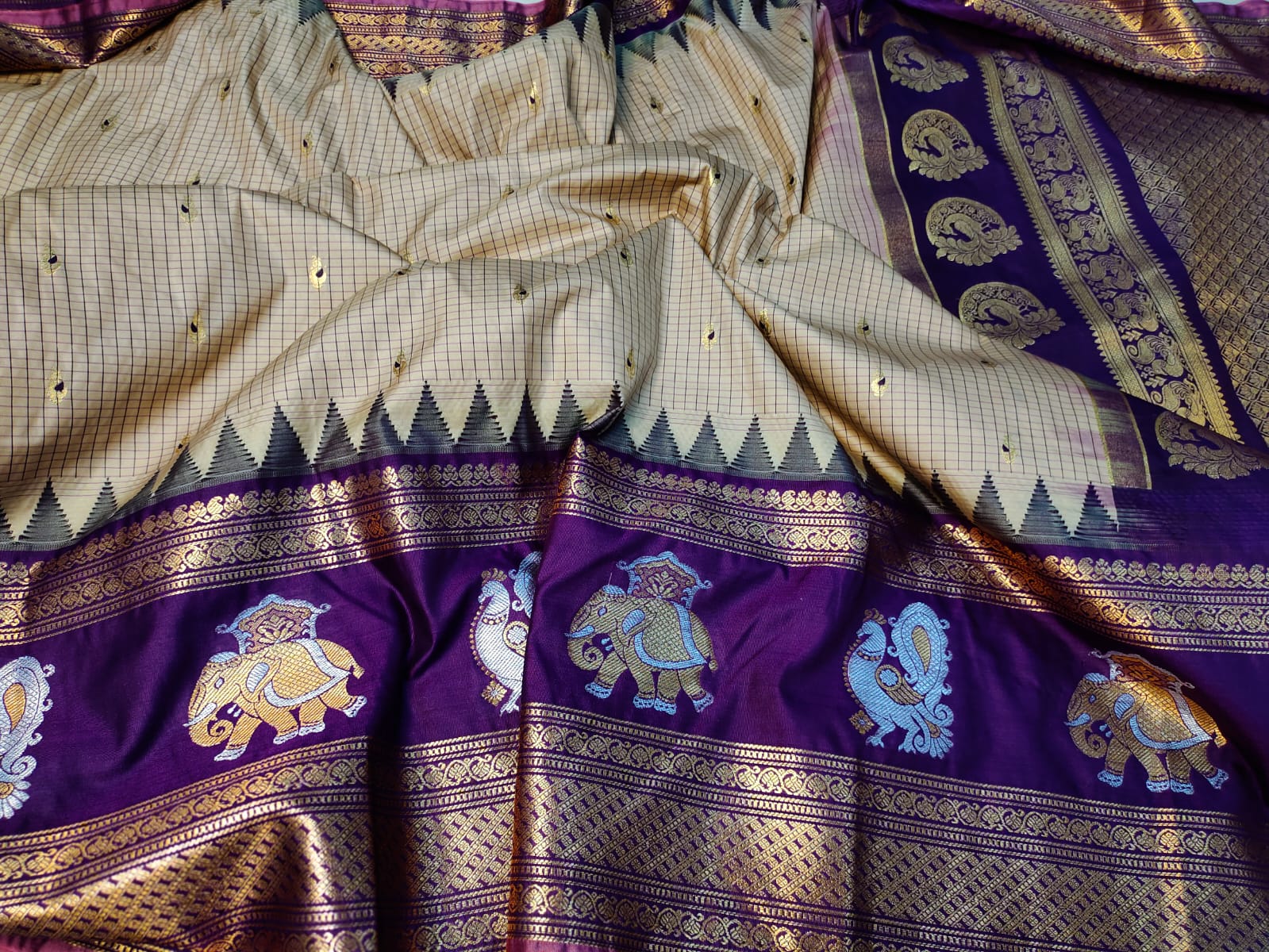 Vintage valli gadwal