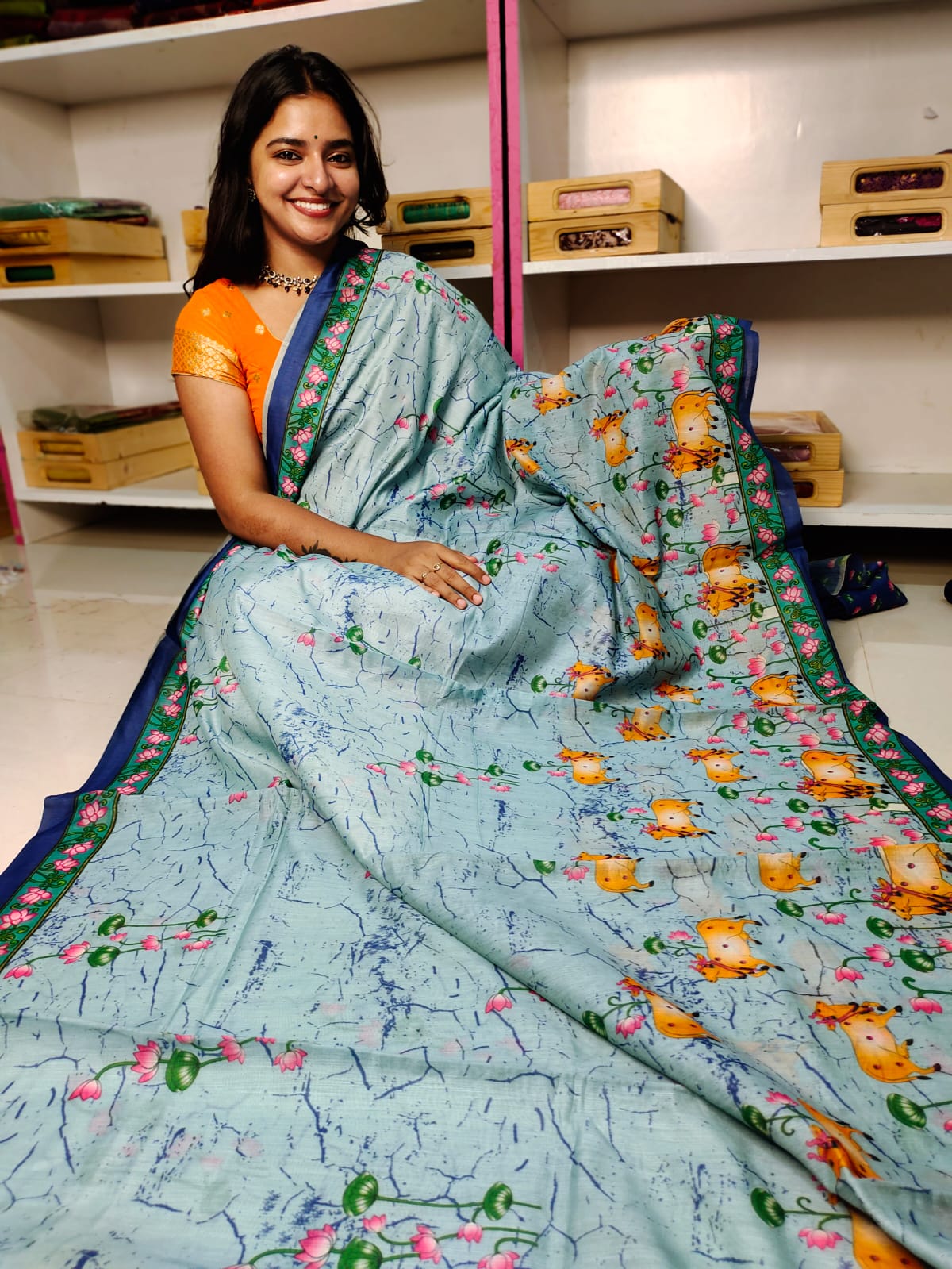 దీపావళికి చీరలు ఆఫర్ చేయండి