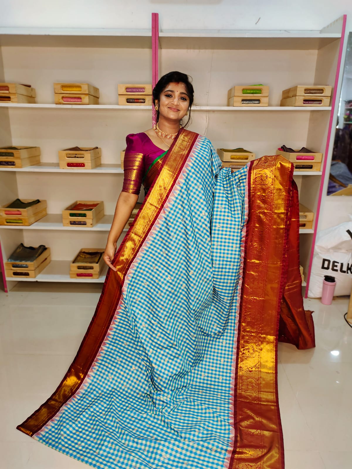 50% offer gadwal silk