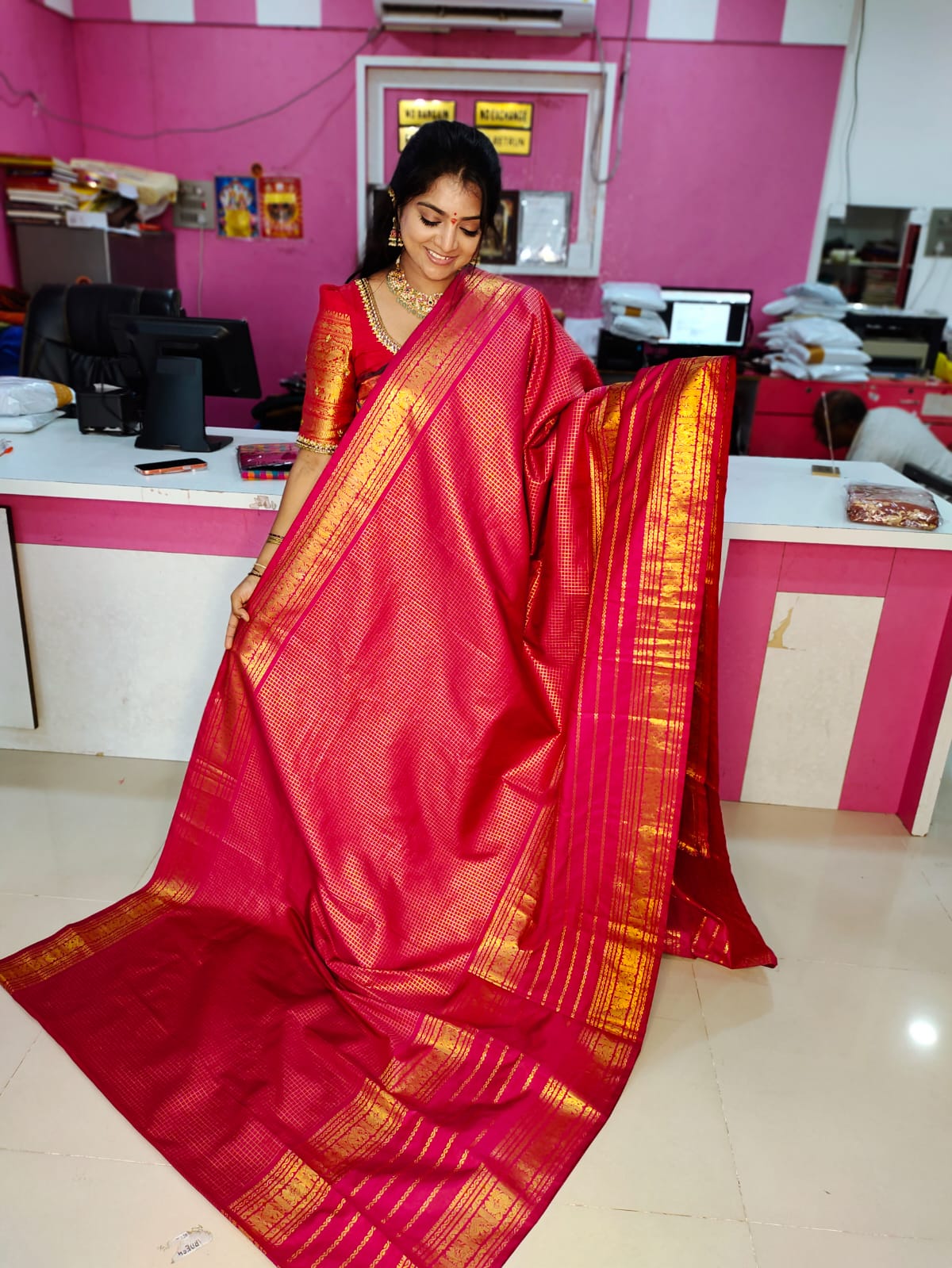 60% offer gadwal sale