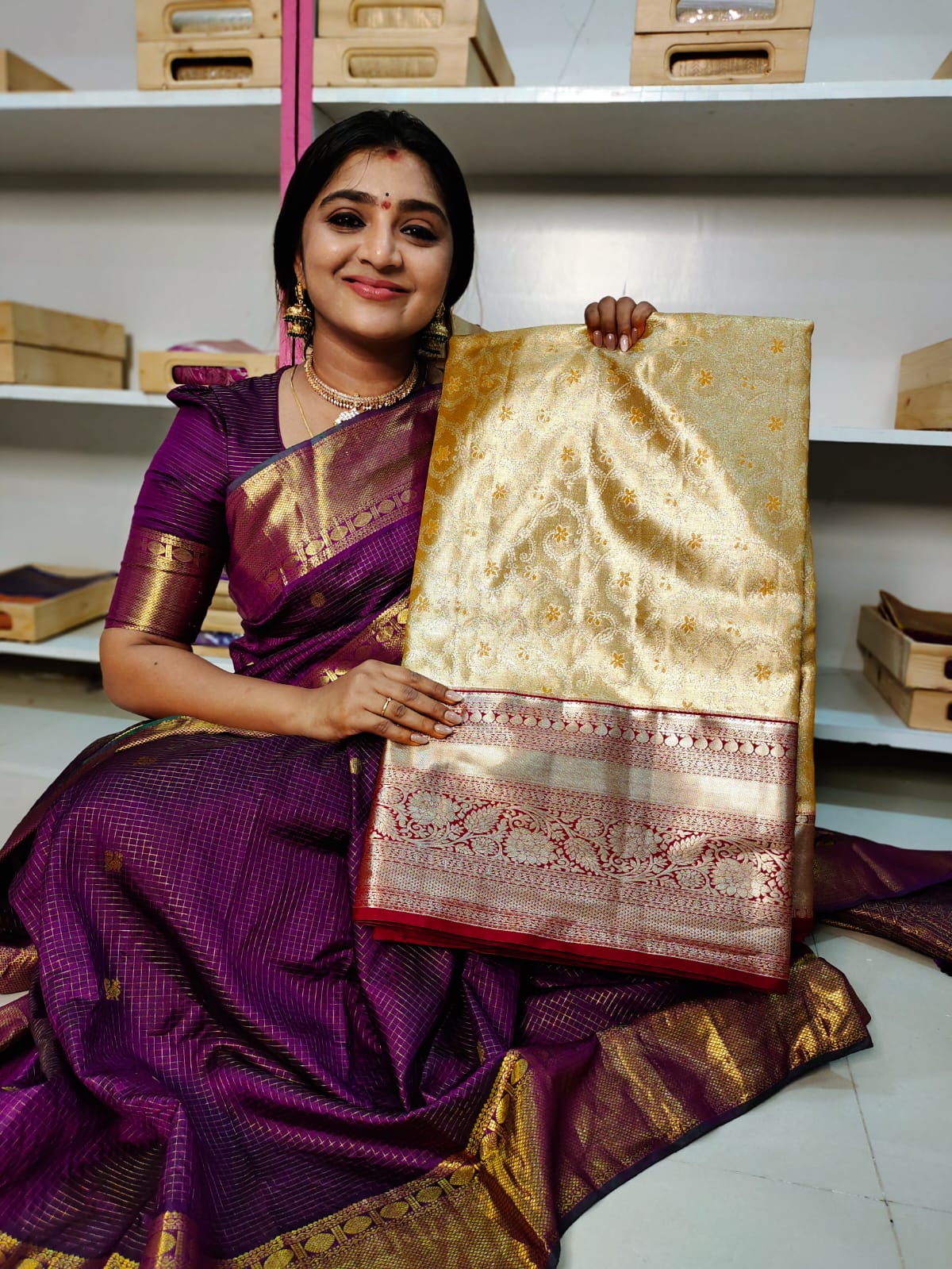 2వ వార్షికోత్సవ అమ్మకం