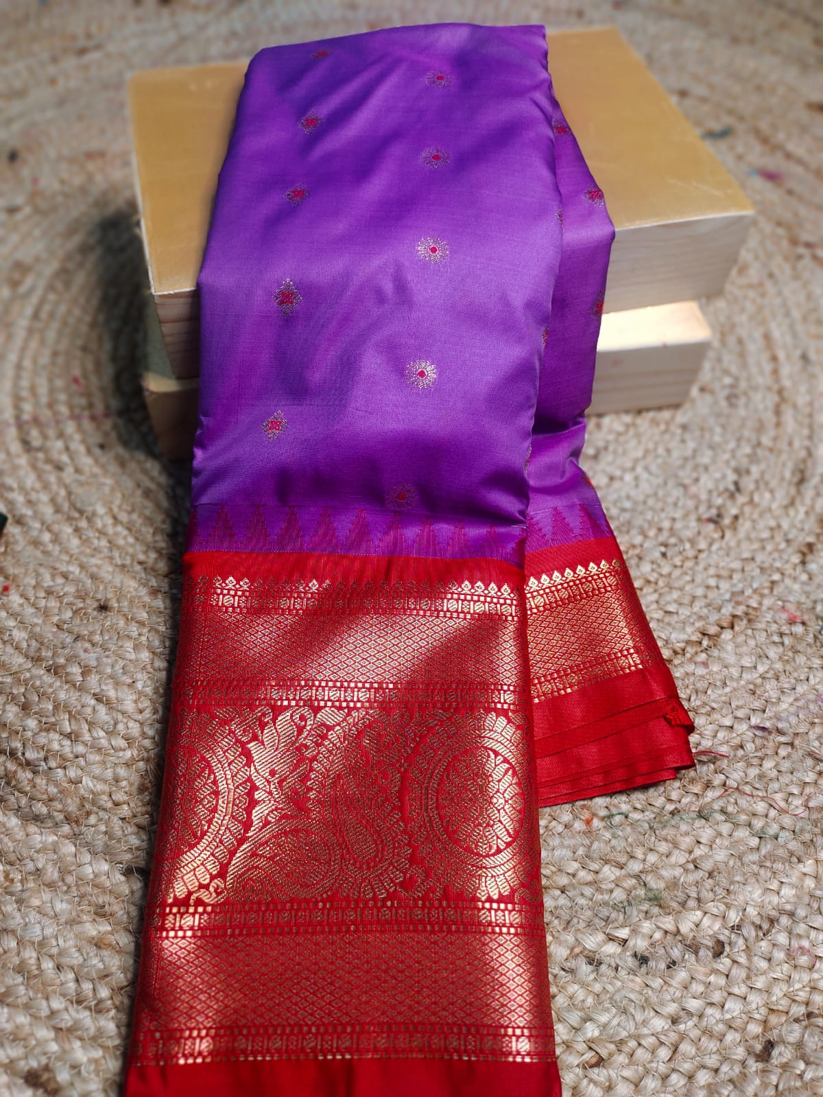 Primeme Meenakari gadwal silk saree