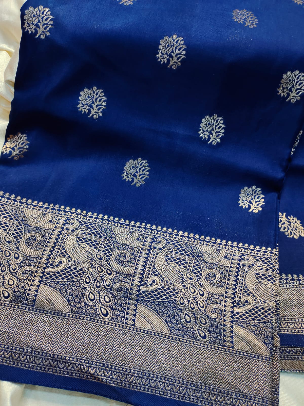 HO CREP 60% OFFER SAREES