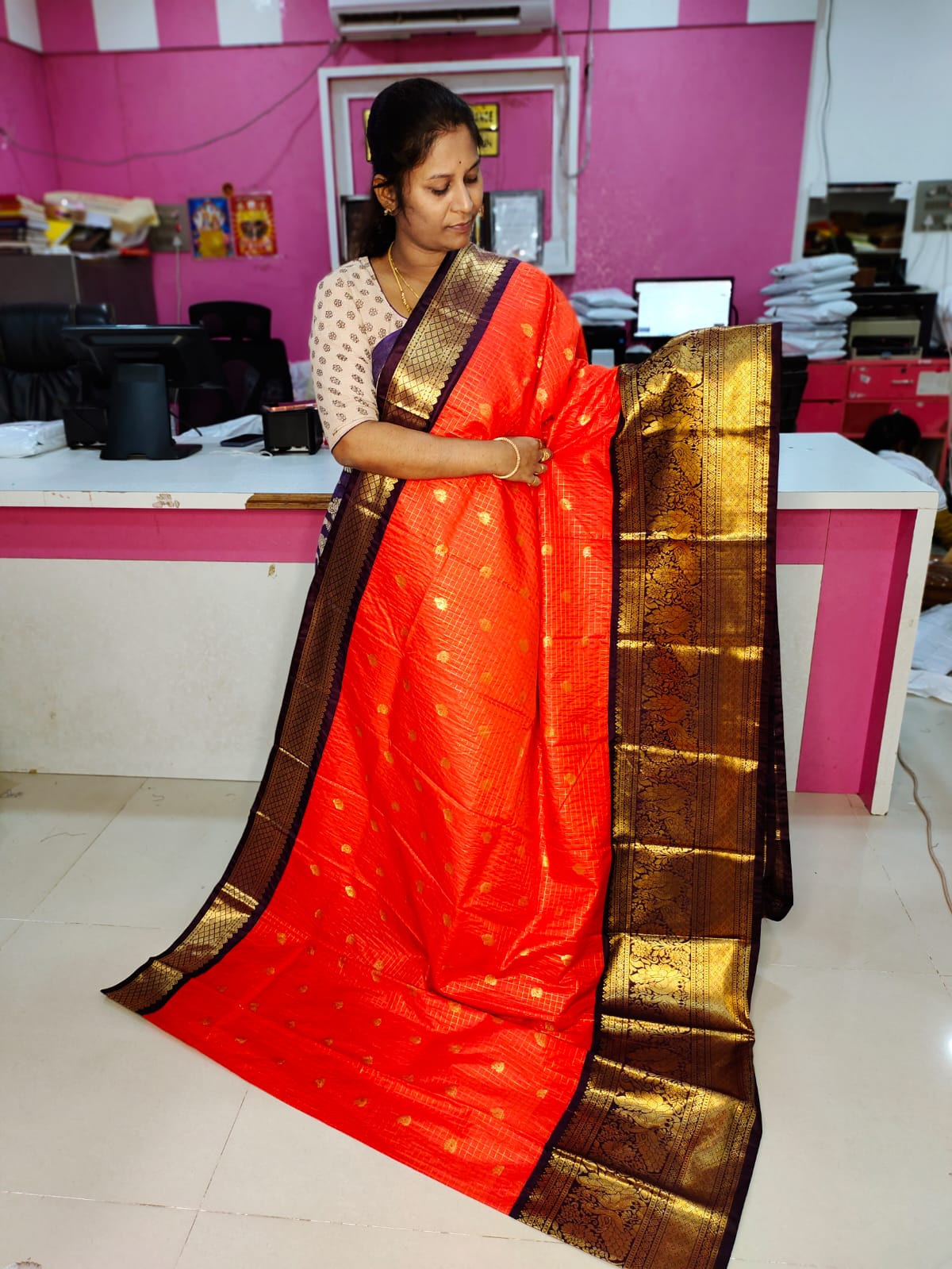 60% offer gadwal saree