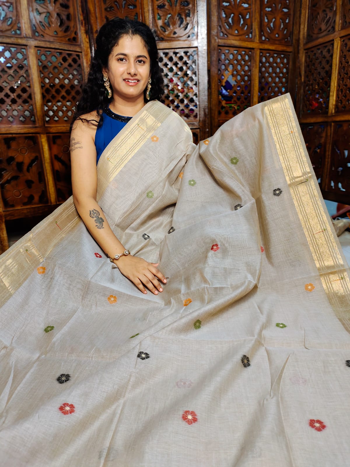 50% offer Saree