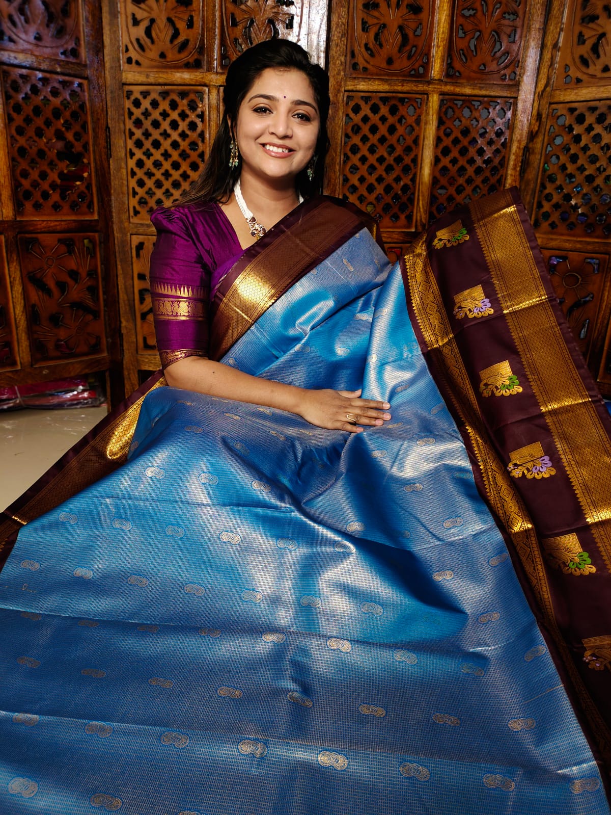 ప్రత్యేకమైన గద్వాల్