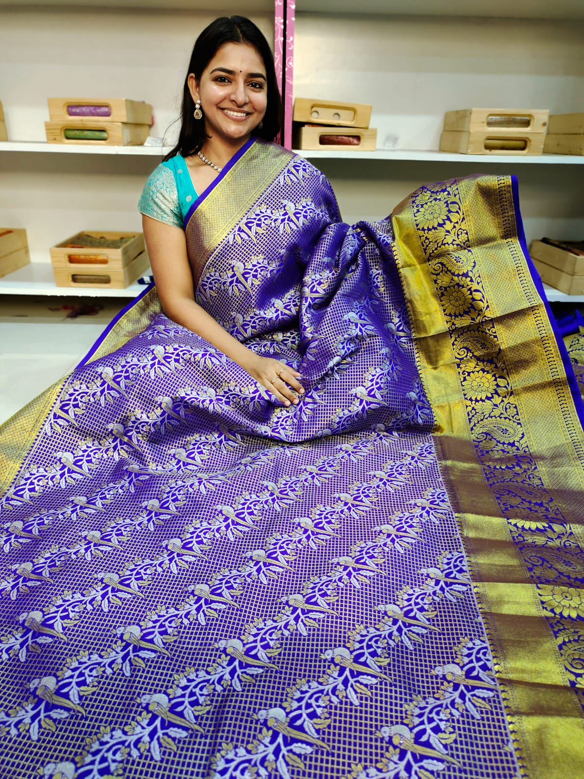 90% offer kanchi pattu collections