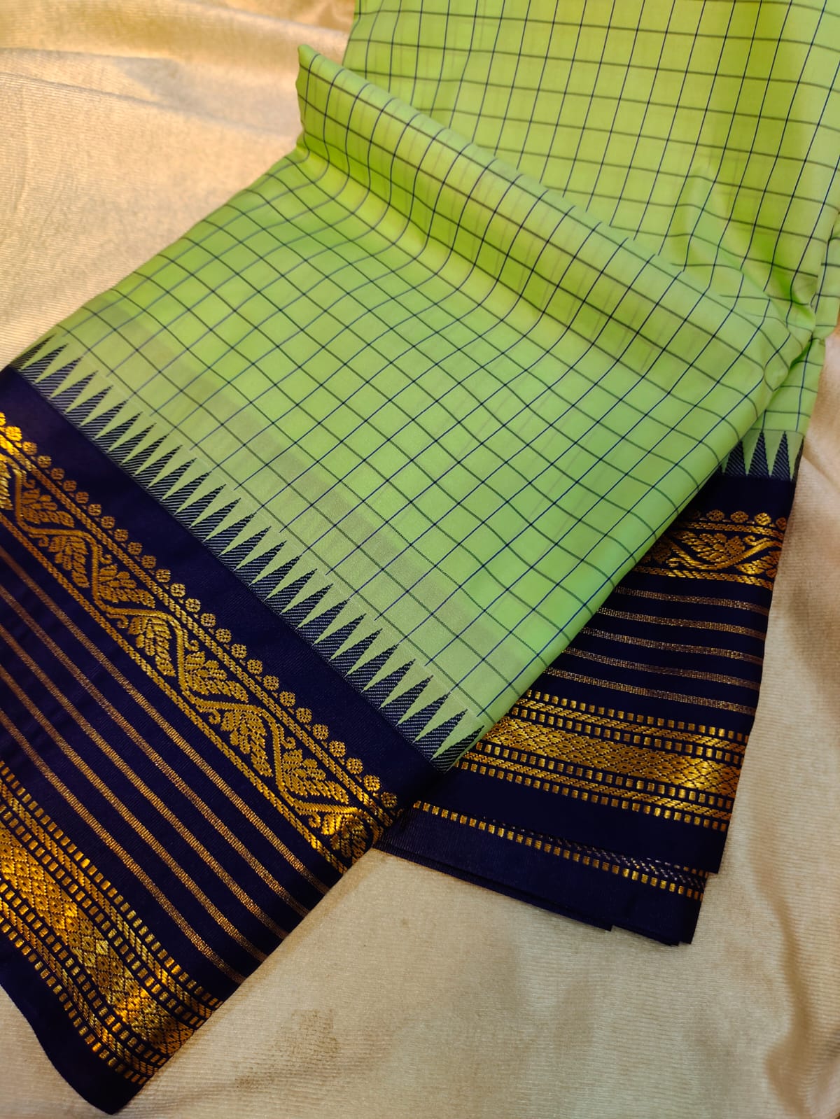 Sravanam gadwal sale