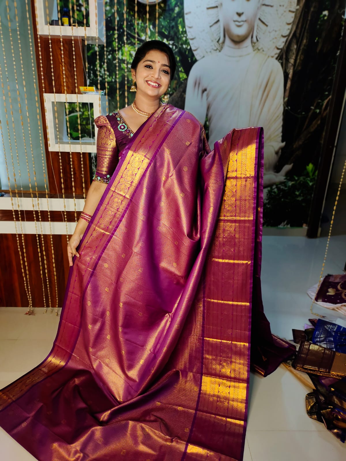 Valli gadwal 1day sale