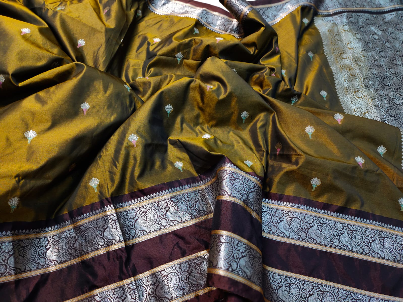 Primeme katan saree