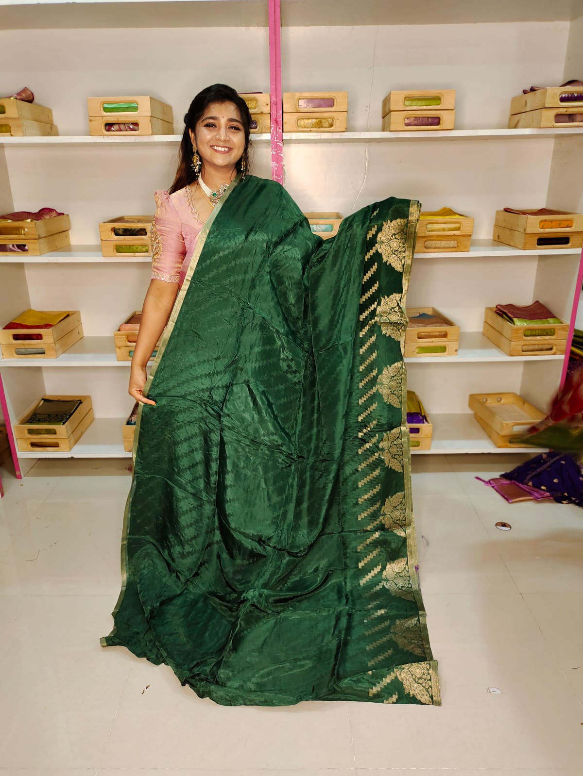 శ్రావణమాసం క్లియరెన్స్ సేల్ ఫ్యాన్సీ చీరలు