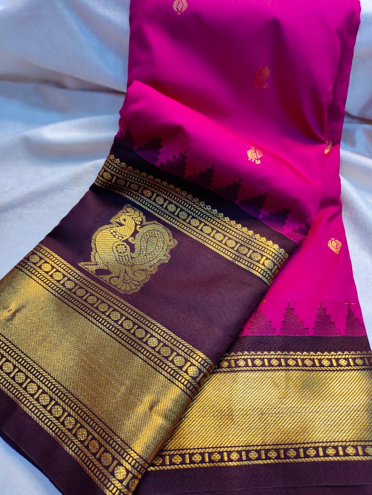 Sravanam gadwal sale