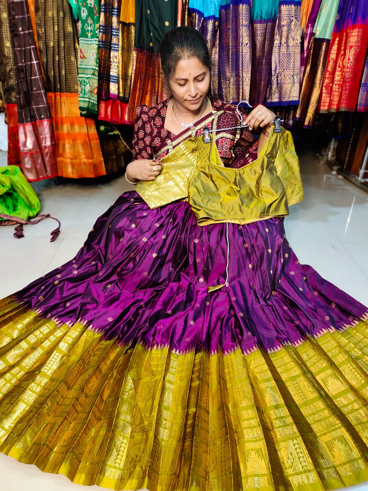 Sale gadwal lehangas