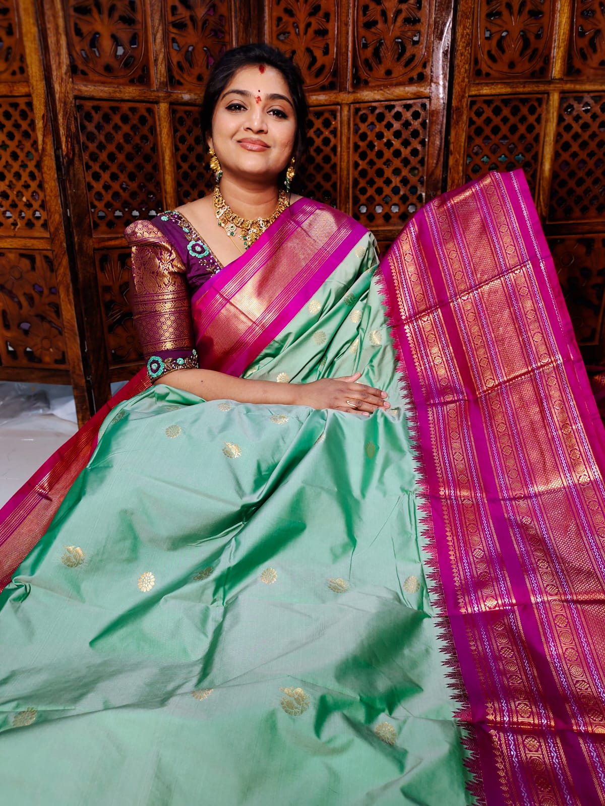60% offer gadwal silk sarees