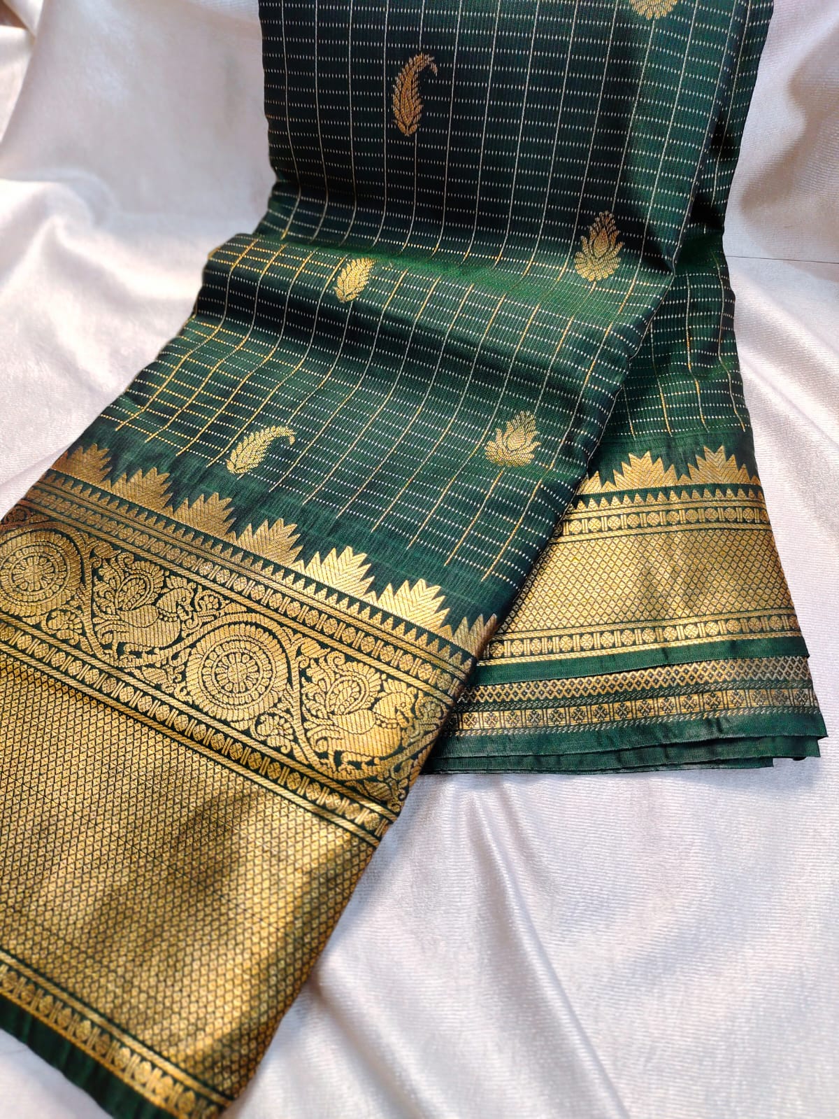 Vintage valli gadwal