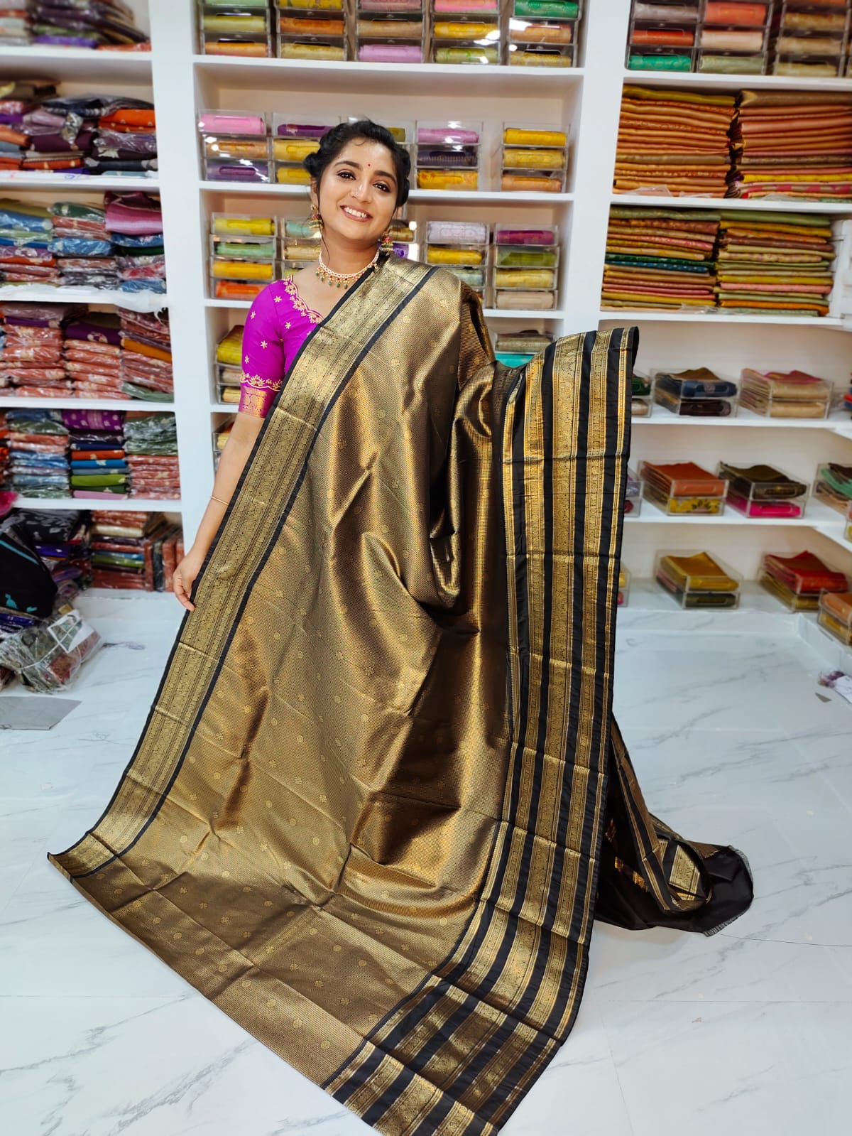 50% offer Valli gadwal
