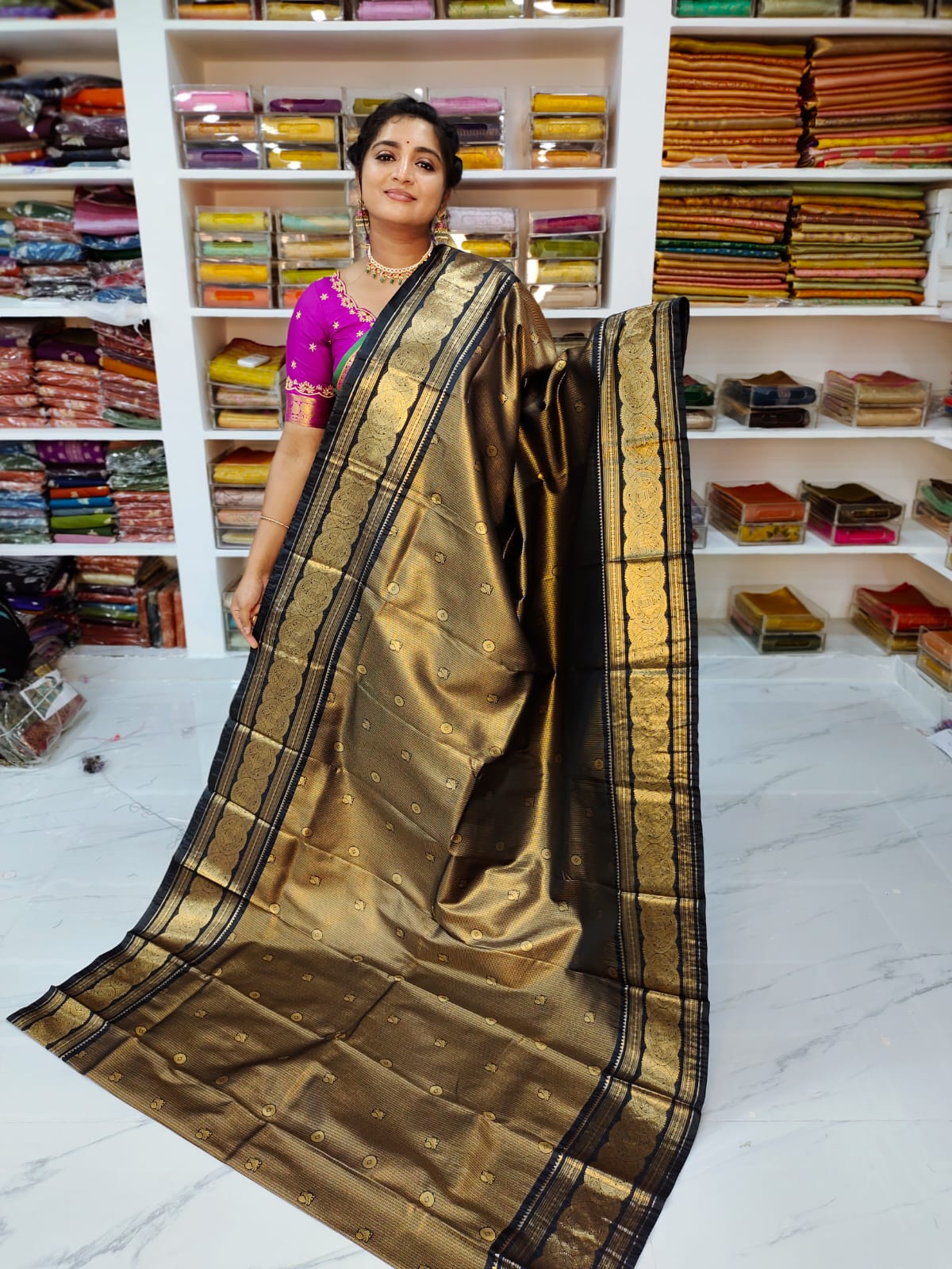 50% offer Valli gadwal