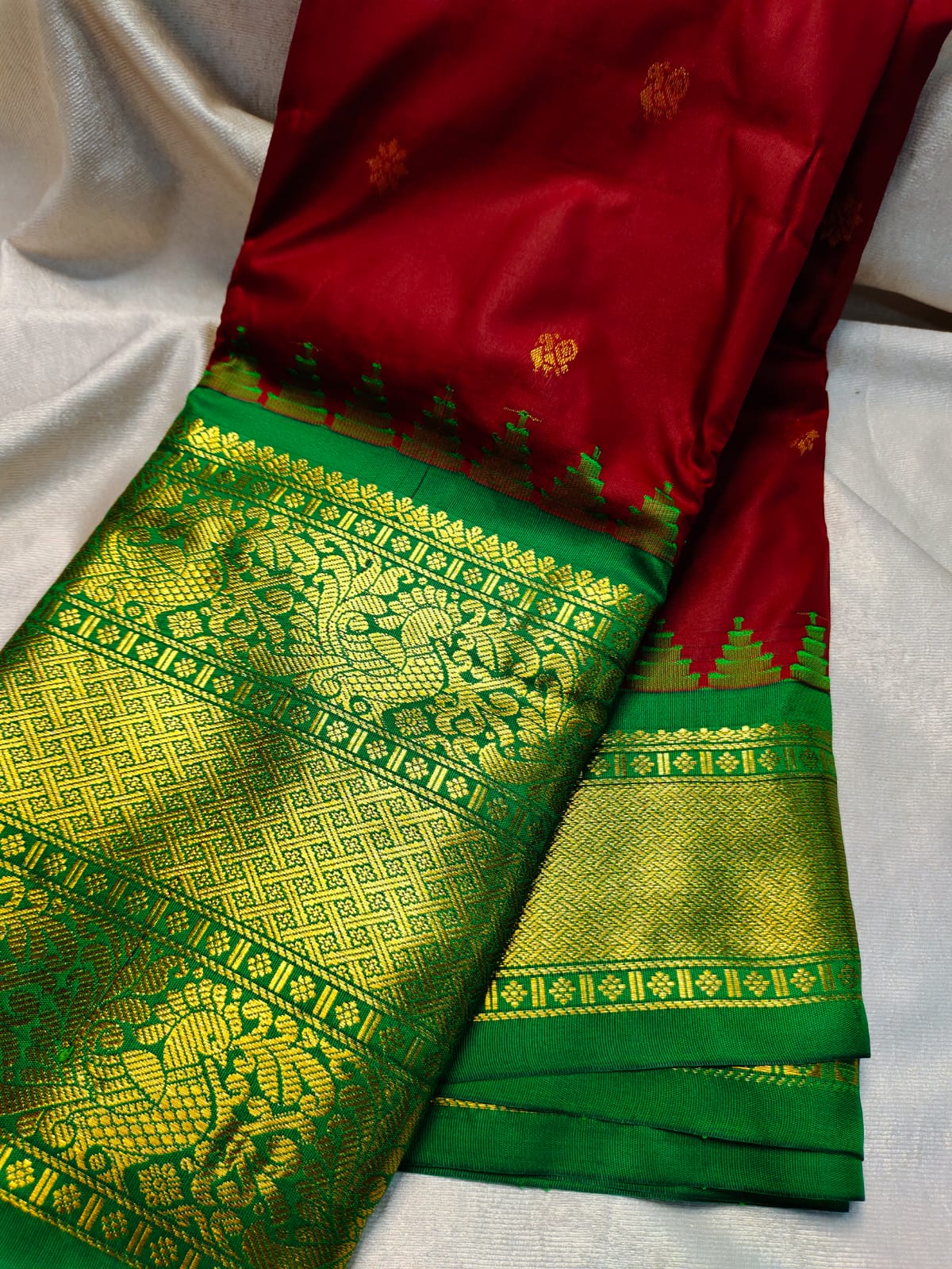 Sravanam gadwal sale