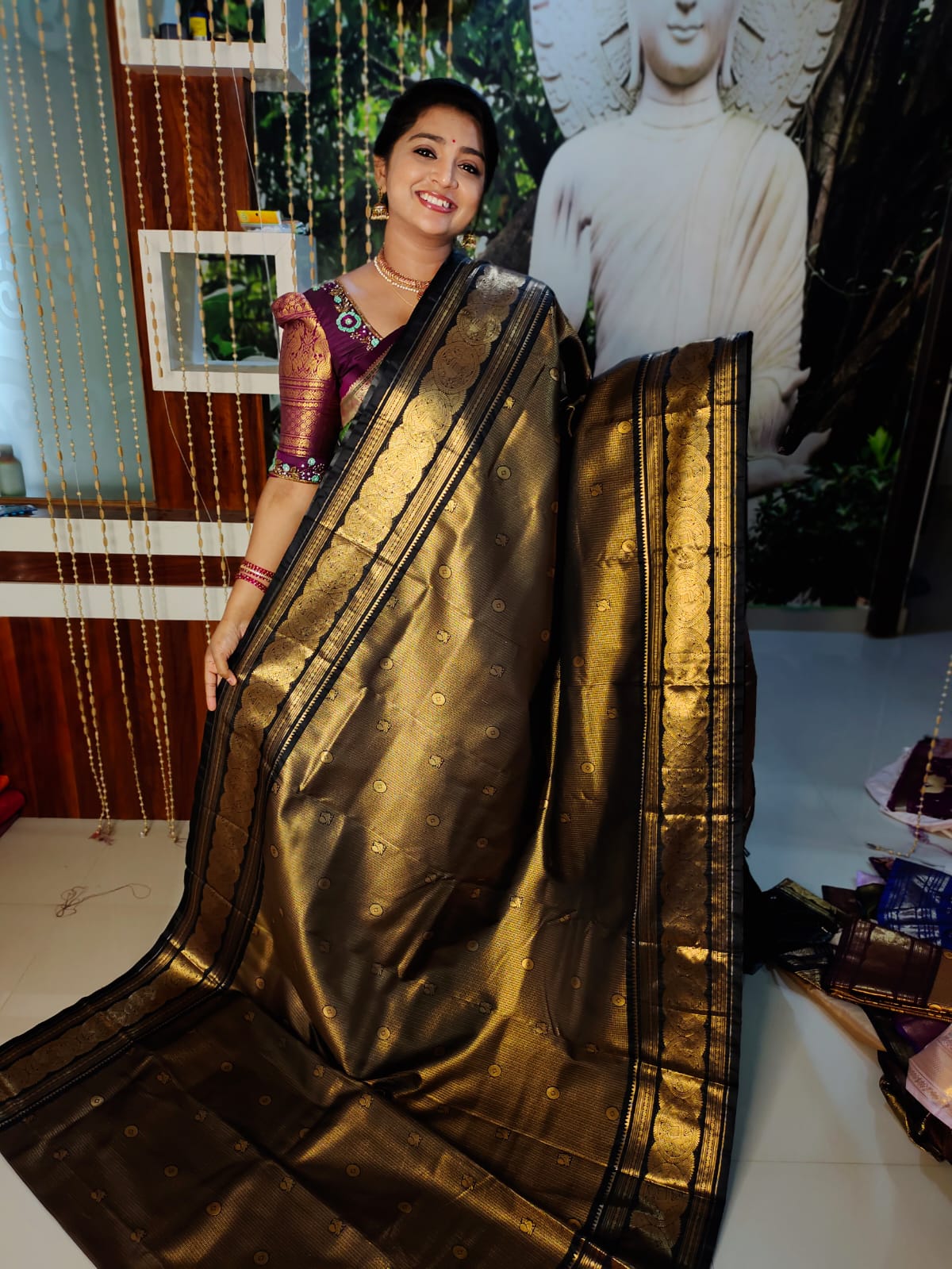 Valli gadwal 1day sale