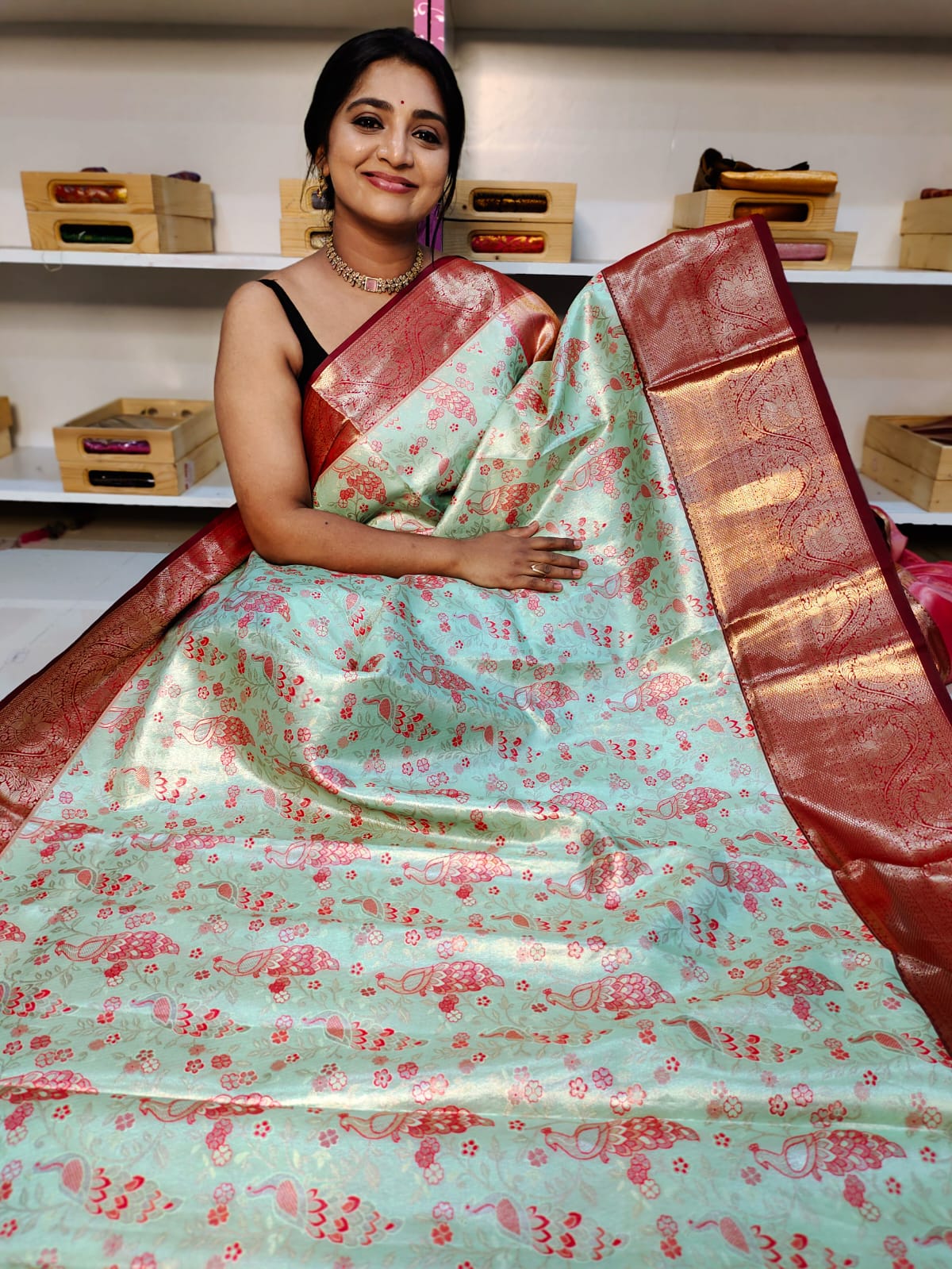 Meena kanchi
