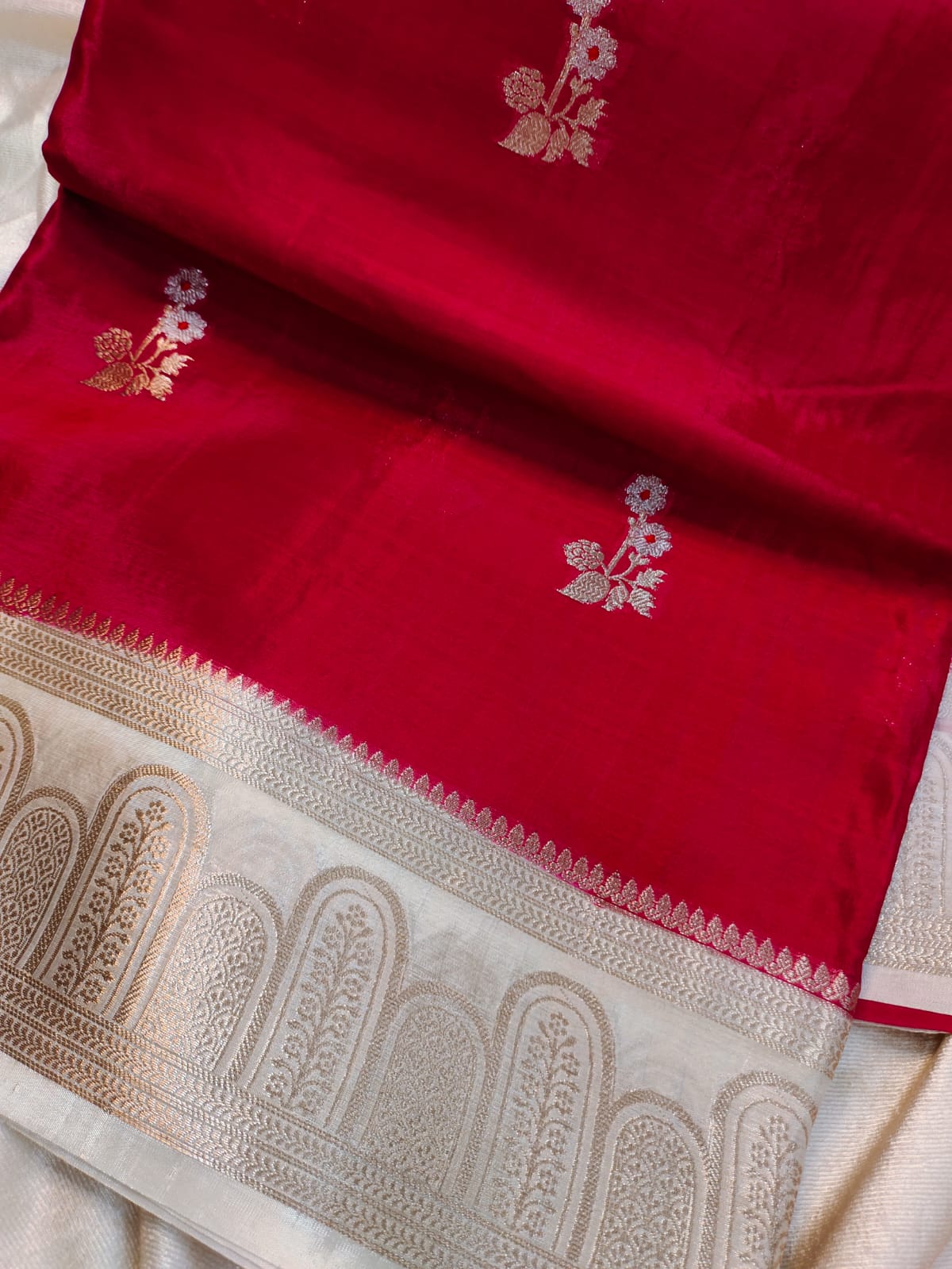 Premium Fancy sarees 60% off